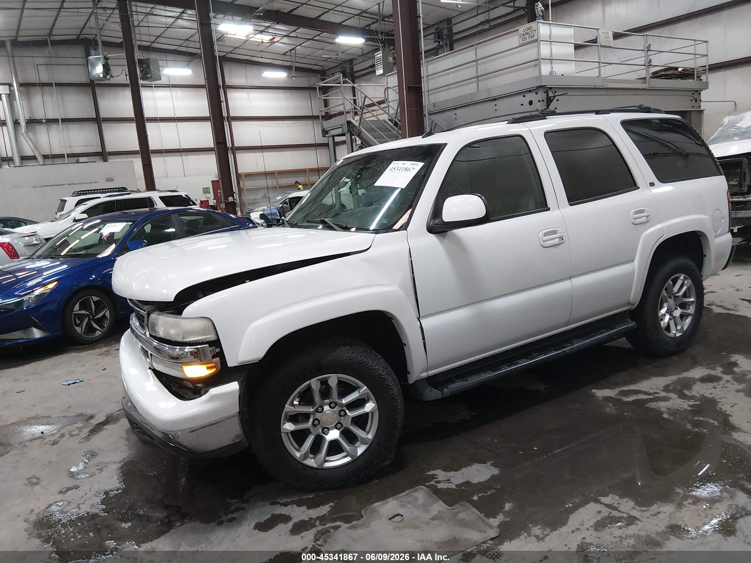 2005 Chevrolet Tahoe Lt White vin: 1GNEK13T05J220680