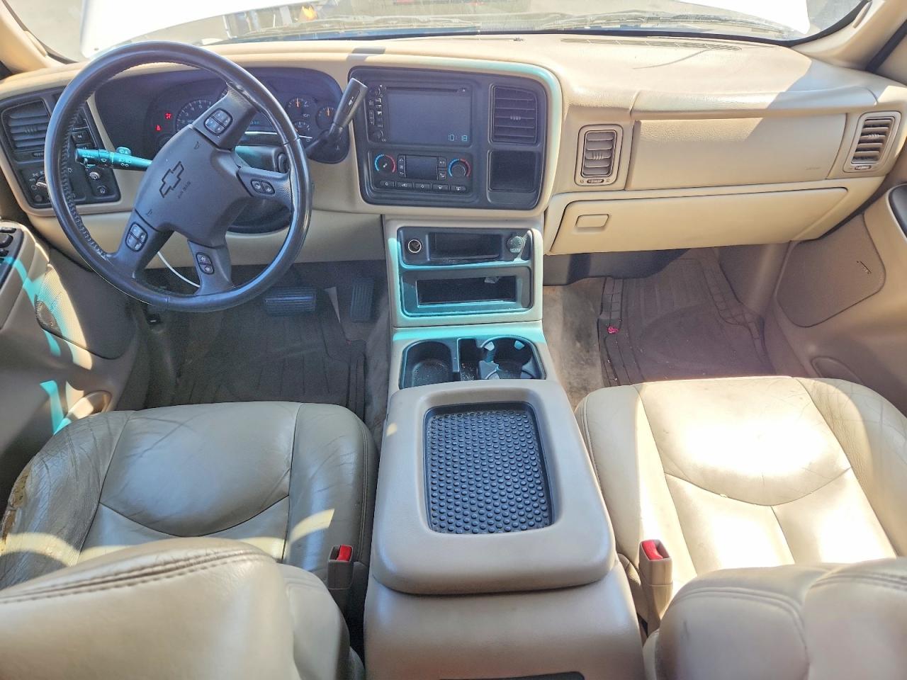2005 Chevrolet Tahoe K1500 White vin: 1GNEK13T05R109211