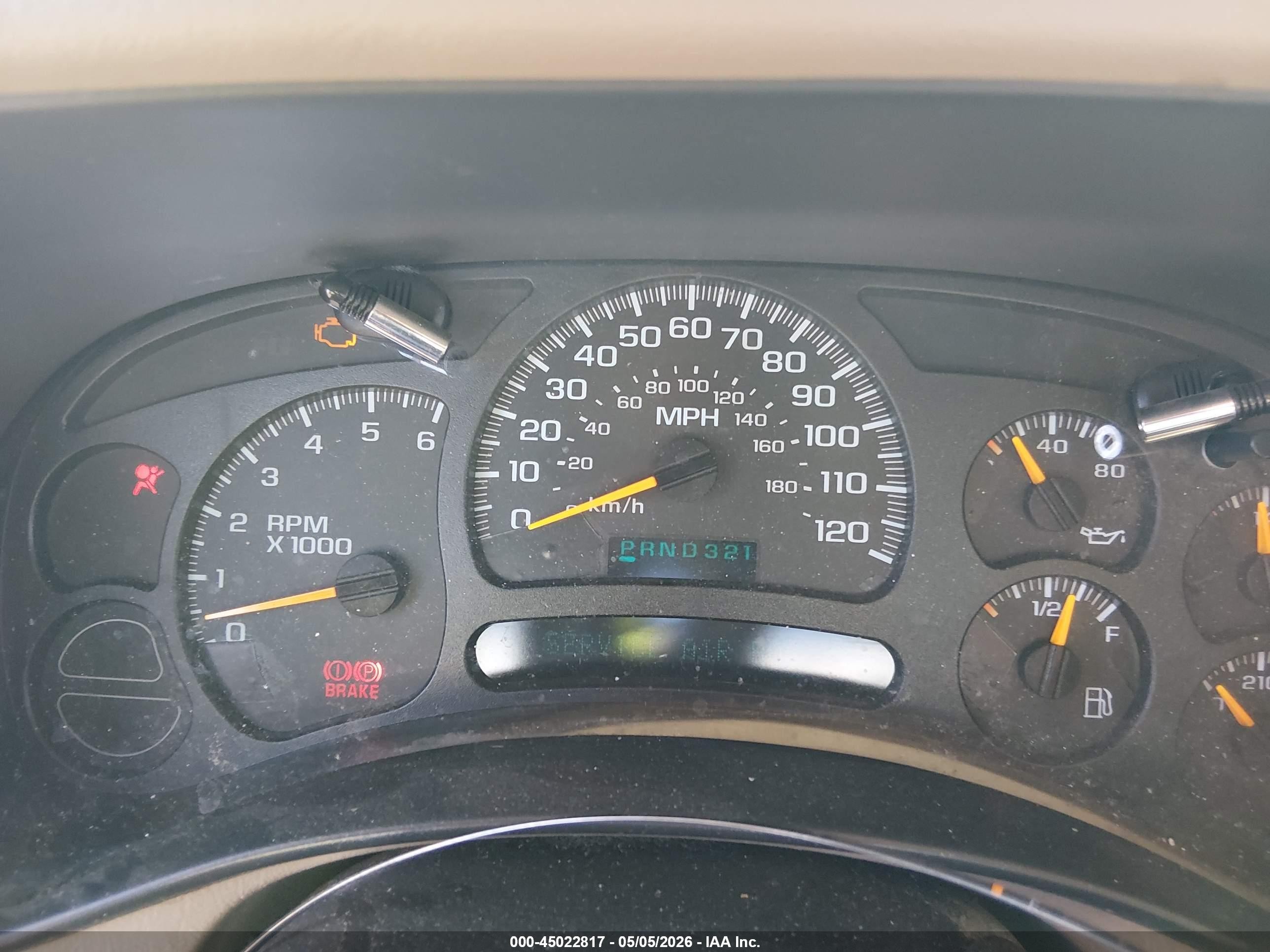 2005 Chevrolet Tahoe Z71 Белый vin: 1GNEK13T05R115946