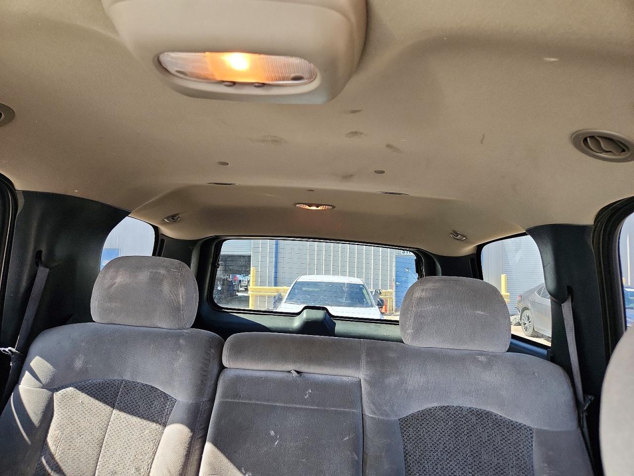 2001 Chevrolet Tahoe K1500 Tan vin: 1GNEK13T11R178984