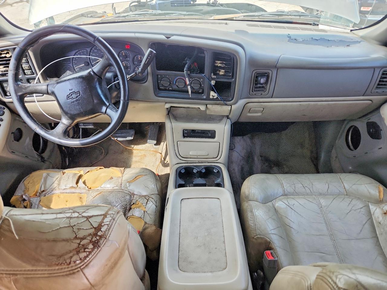 2002 Chevrolet Tahoe K1500 Gold vin: 1GNEK13T12J106313