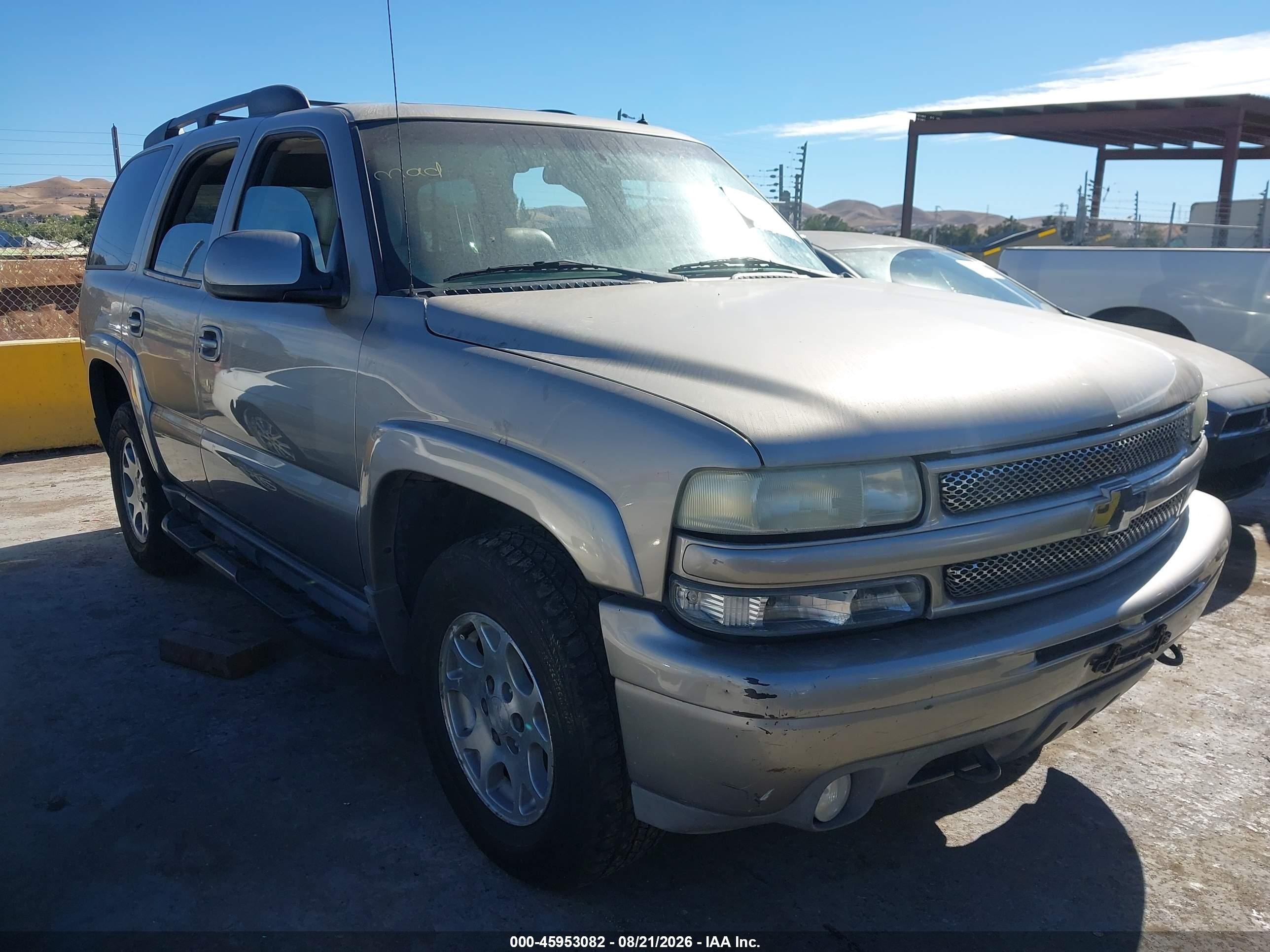 2002 Chevrolet Tahoe Z71 Бежевый vin: 1GNEK13T12R244757