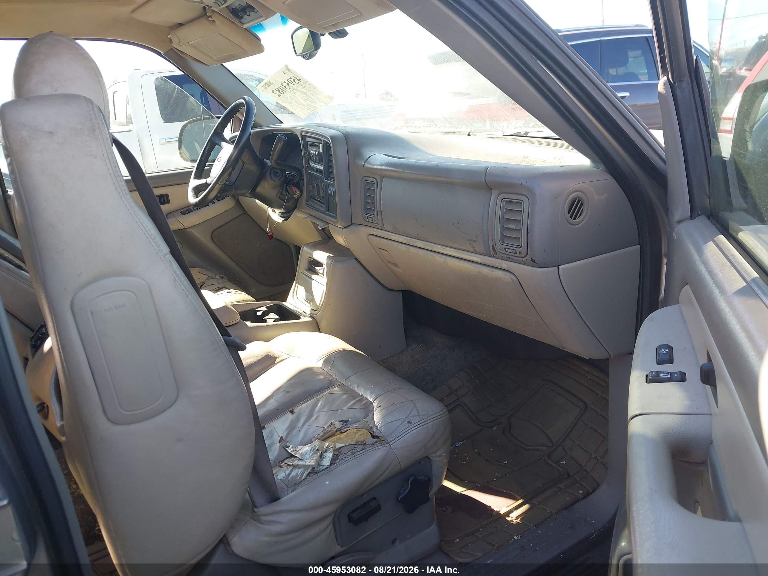 2002 Chevrolet Tahoe Z71 Beige vin: 1GNEK13T12R244757