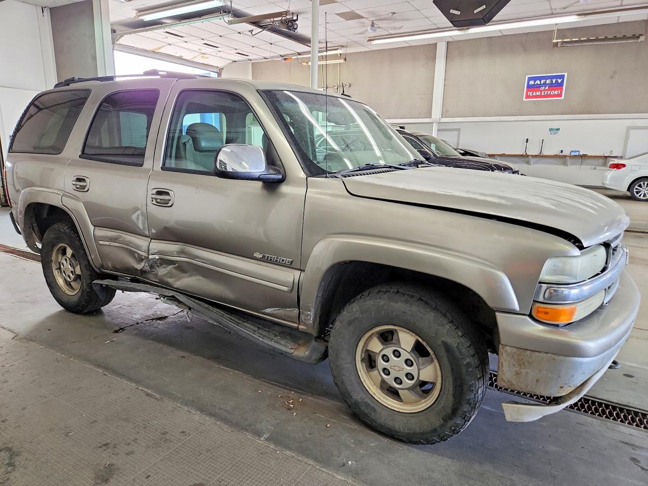 2003 Chevrolet Tahoe K1500 Tan vin: 1GNEK13T13J317075