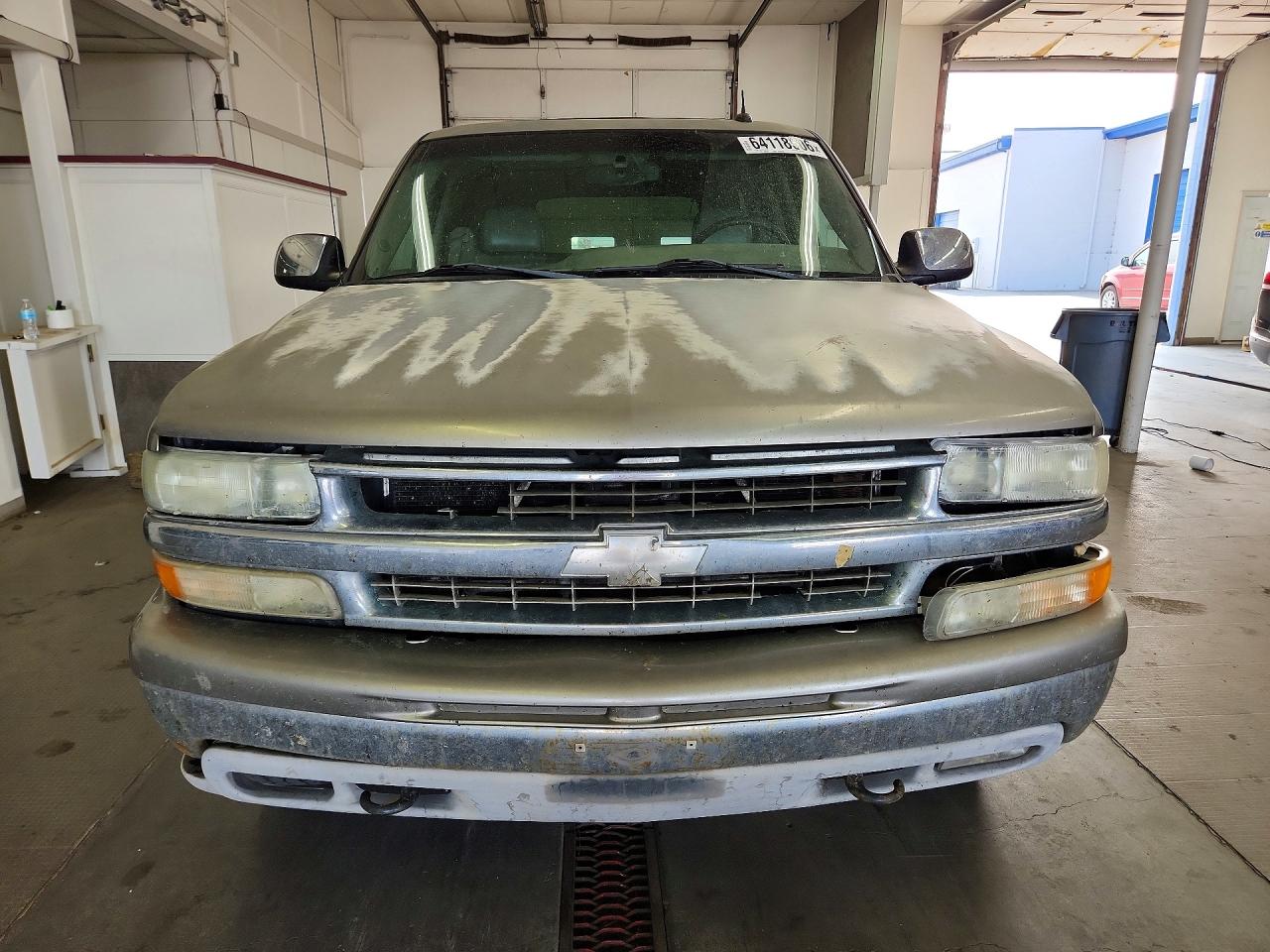 2003 Chevrolet Tahoe K1500 Tan vin: 1GNEK13T13J317075