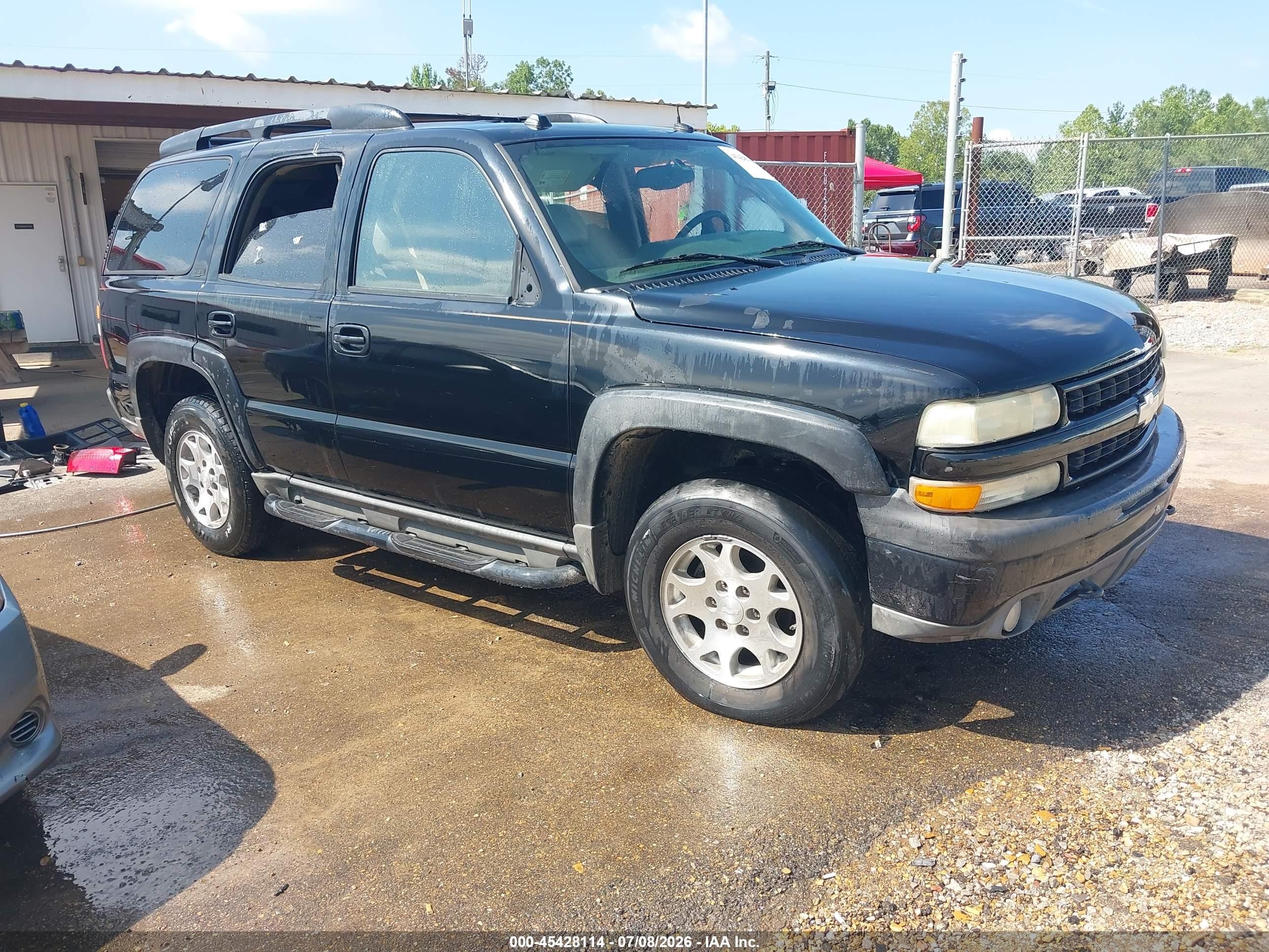 2004 Chevrolet Tahoe Z71 Black vin: 1GNEK13T14R169335