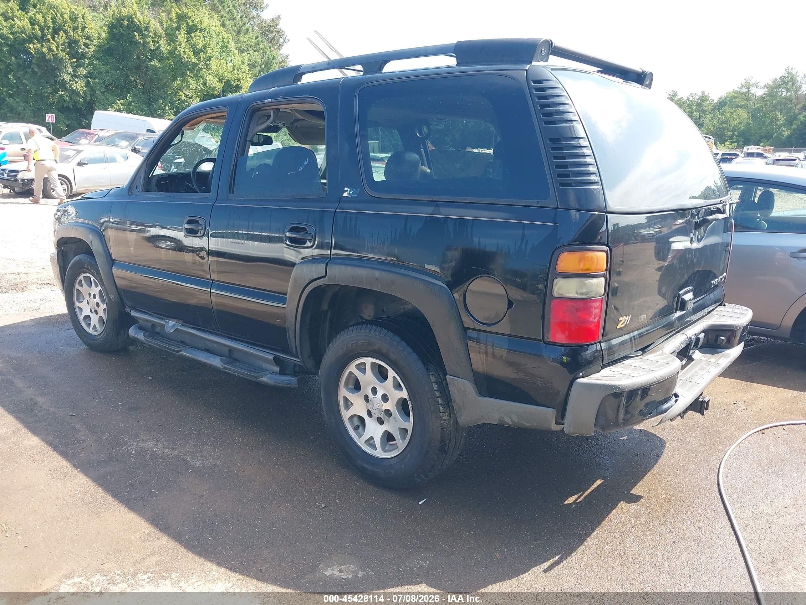 2004 Chevrolet Tahoe Z71 Black vin: 1GNEK13T14R169335