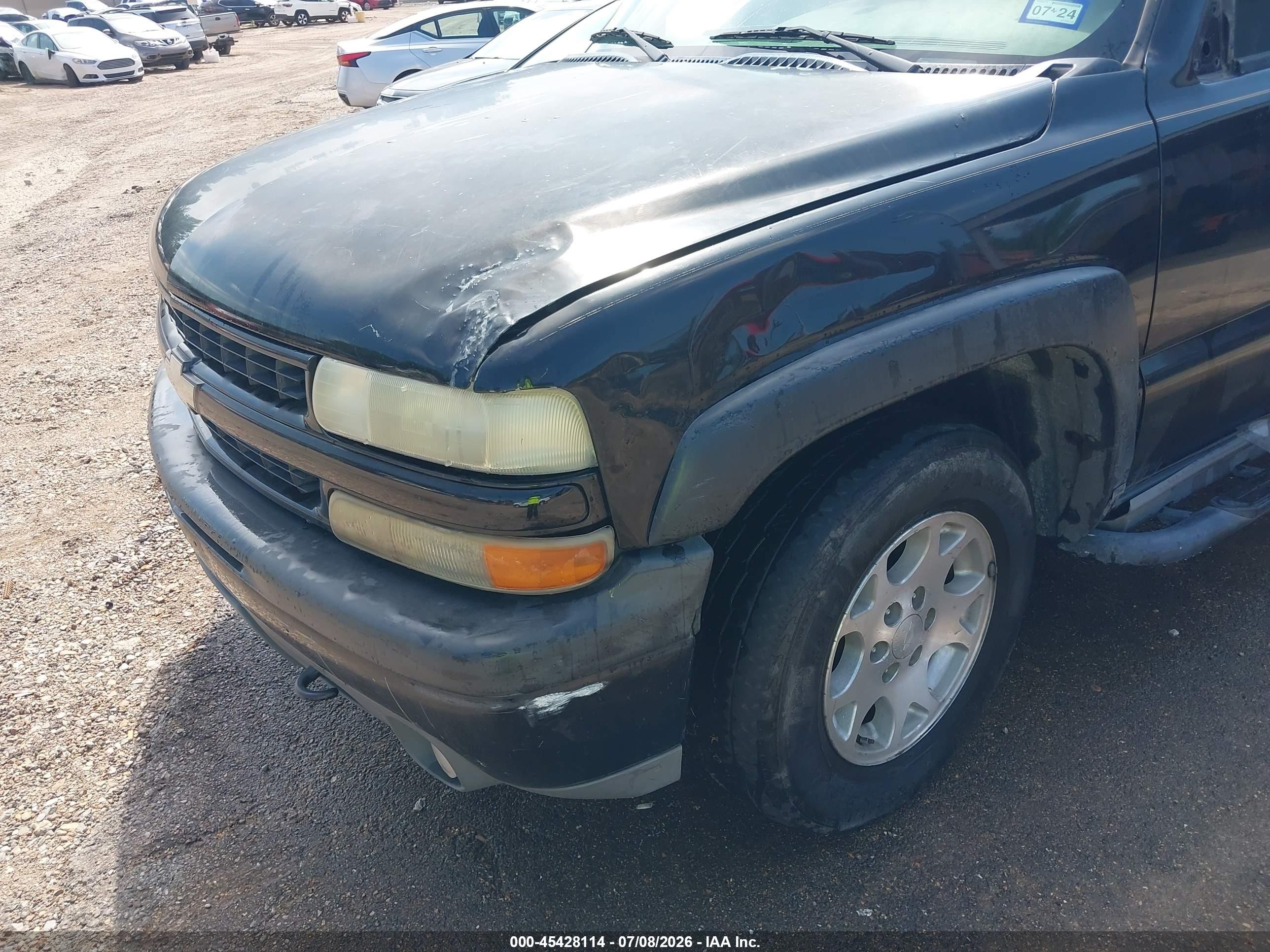 2004 Chevrolet Tahoe Z71 Black vin: 1GNEK13T14R169335
