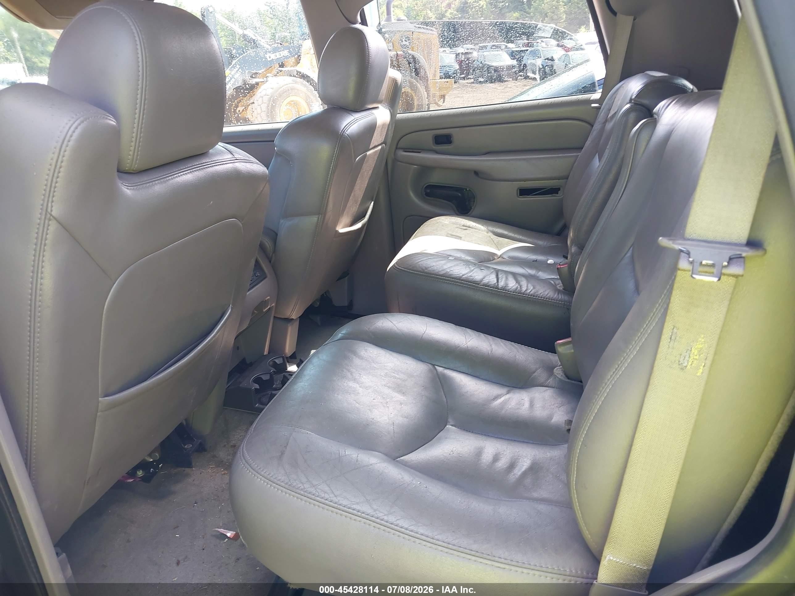 2004 Chevrolet Tahoe Z71 Black vin: 1GNEK13T14R169335