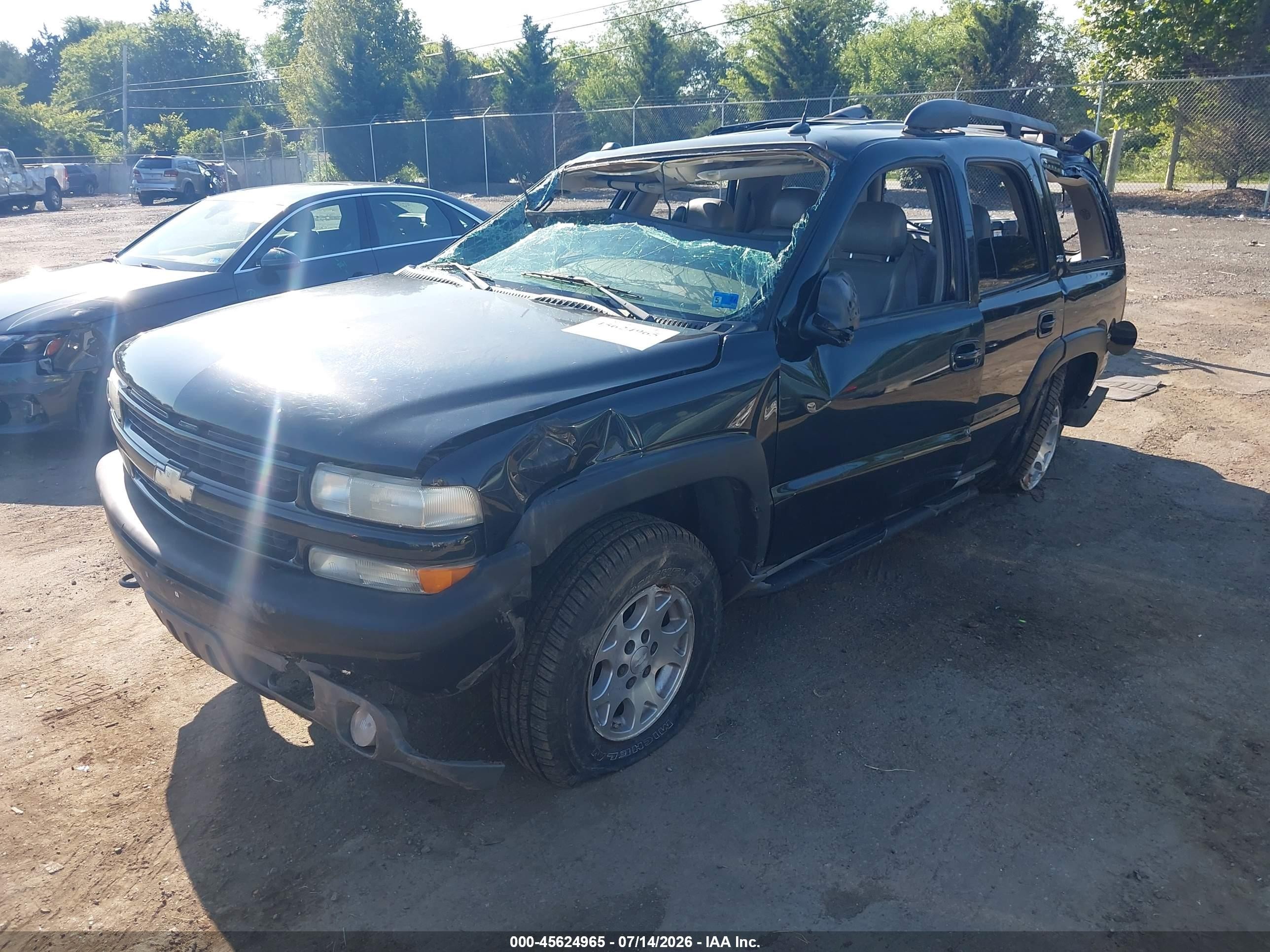 2005 Chevrolet Tahoe Z71 Черный vin: 1GNEK13T15R168932