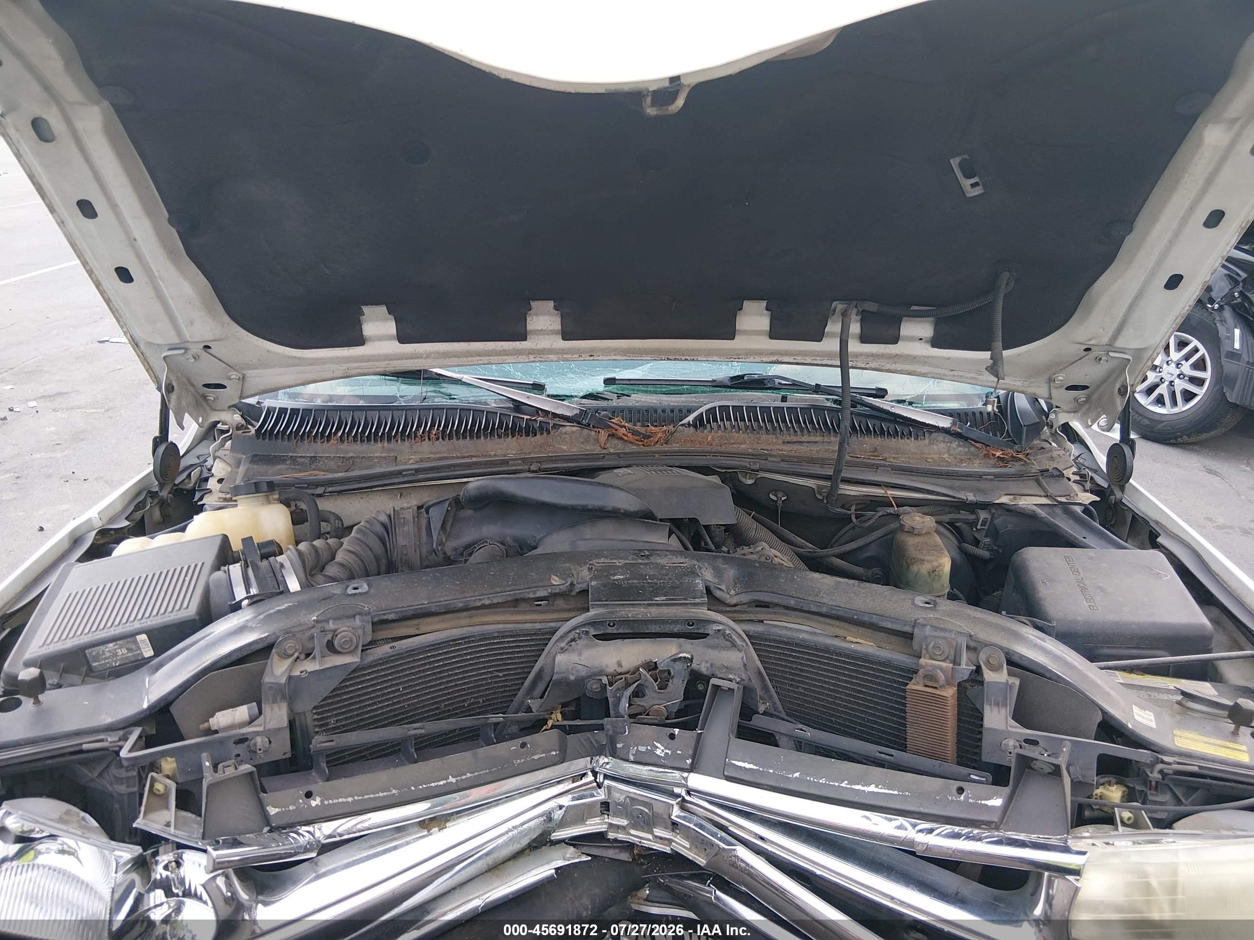2000 Chevrolet Tahoe All New Ls White vin: 1GNEK13T1YJ101122