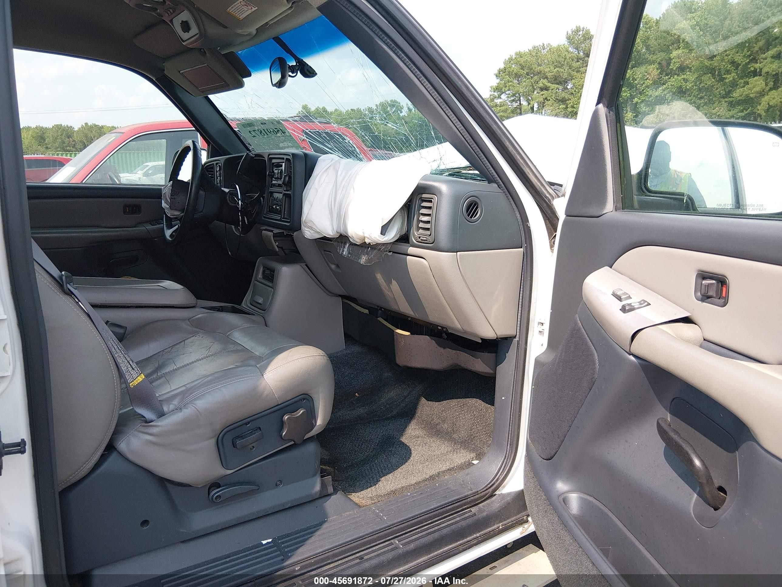 2000 Chevrolet Tahoe All New Ls White vin: 1GNEK13T1YJ101122