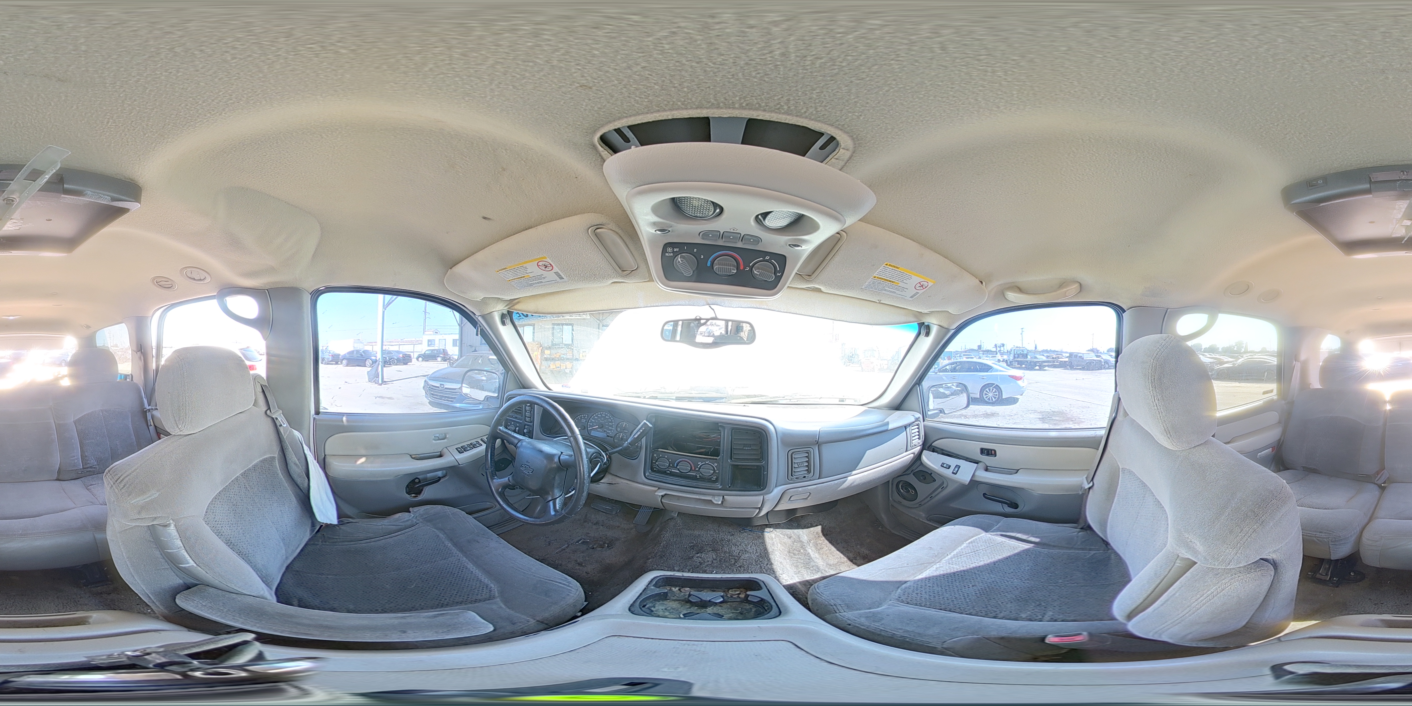 2002 Chevrolet Tahoe K1500 White vin: 1GNEK13T22R257775