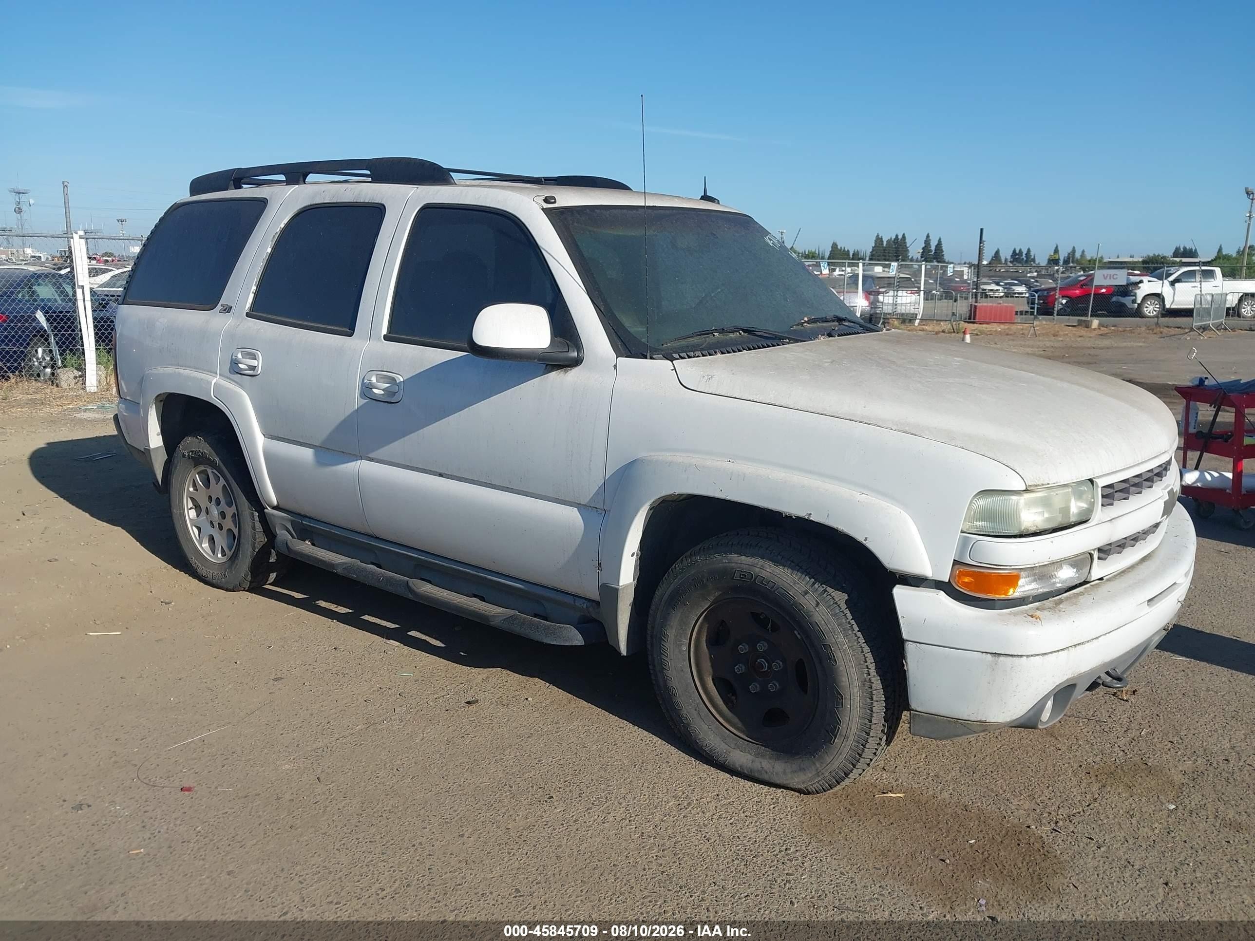 2004 Chevrolet Tahoe Z71 White vin: 1GNEK13T24R137509