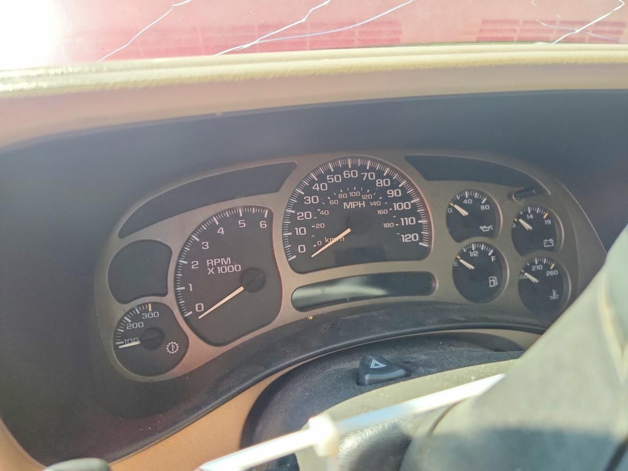 2005 Chevrolet Tahoe K1500 Maroon vin: 1GNEK13T25R143876
