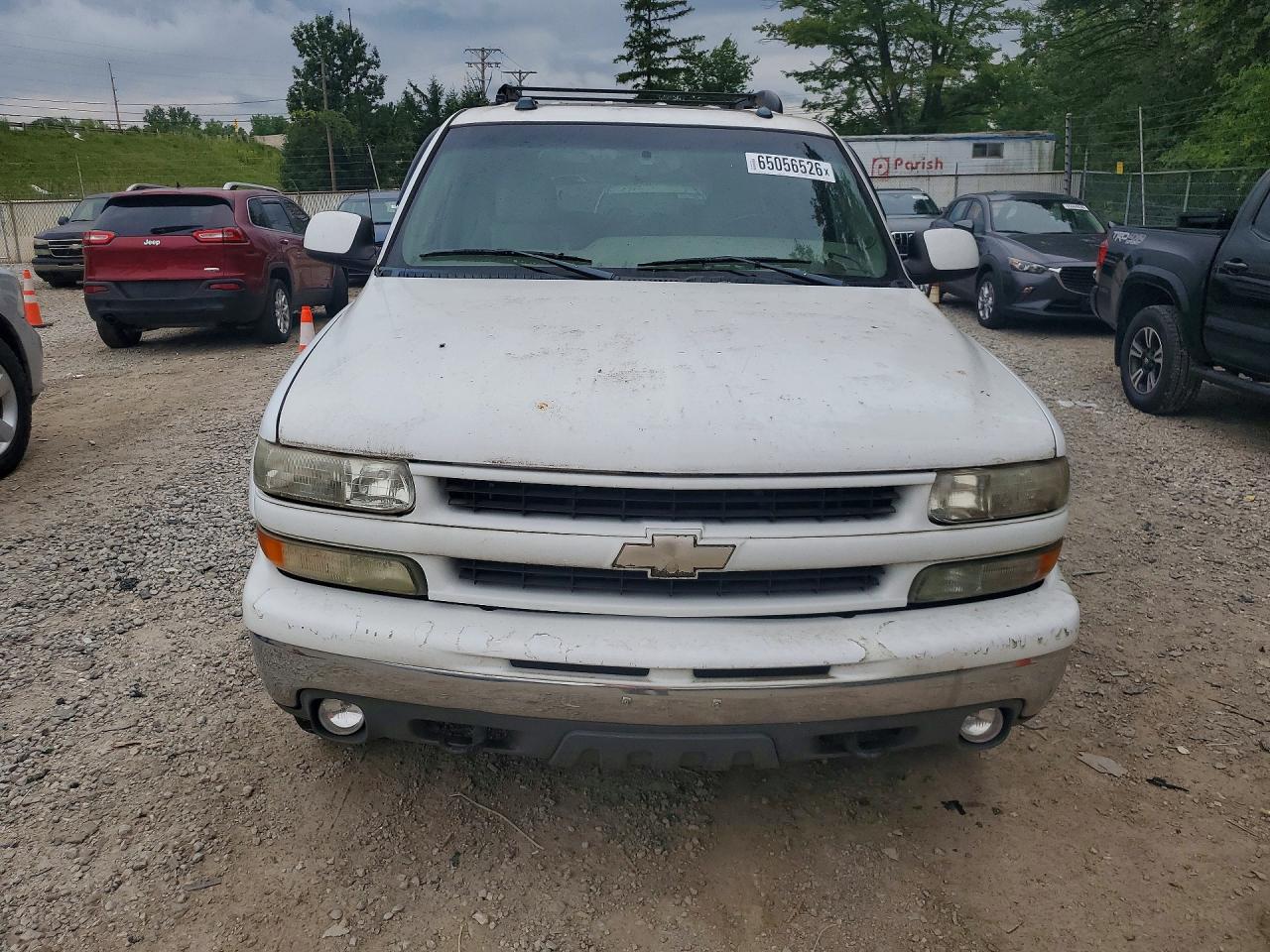 2005 Chevrolet Tahoe K1500 White vin: 1GNEK13T25R219872