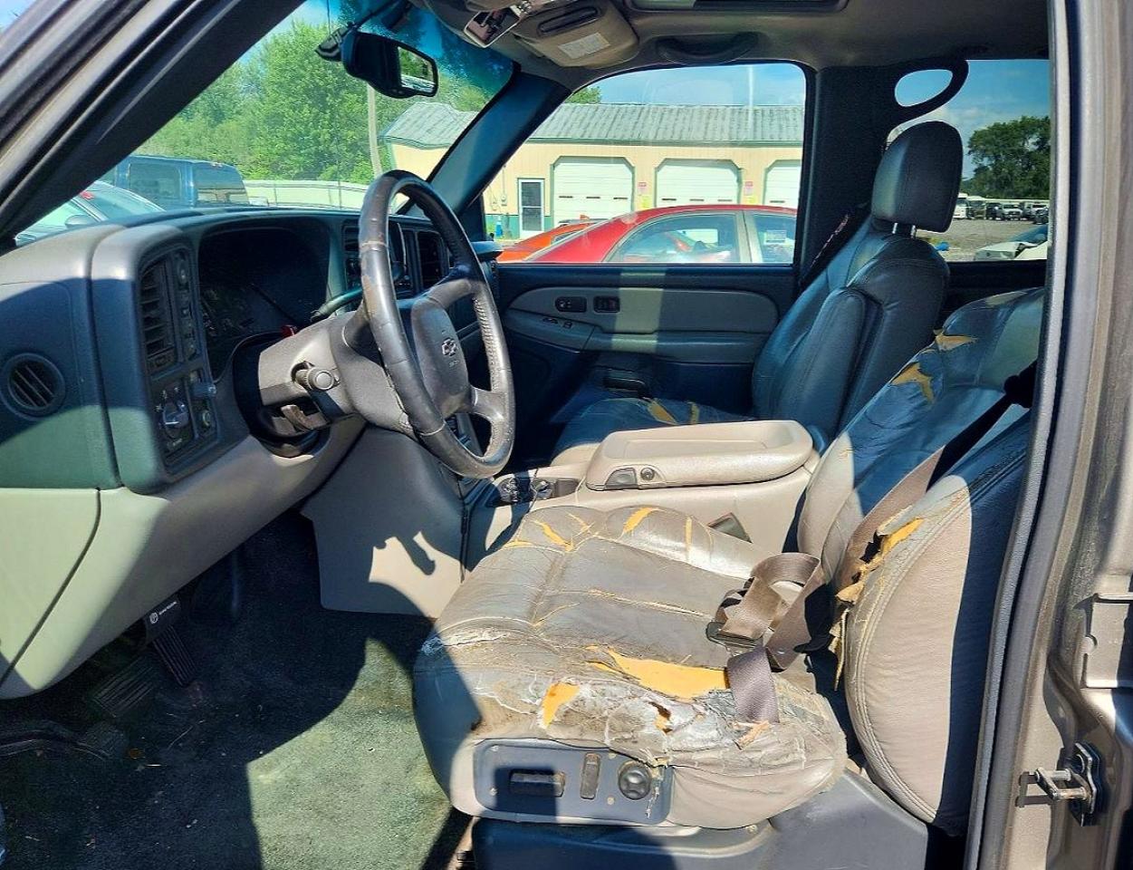 2001 Chevrolet Tahoe K1500 Tan vin: 1GNEK13T31J207299