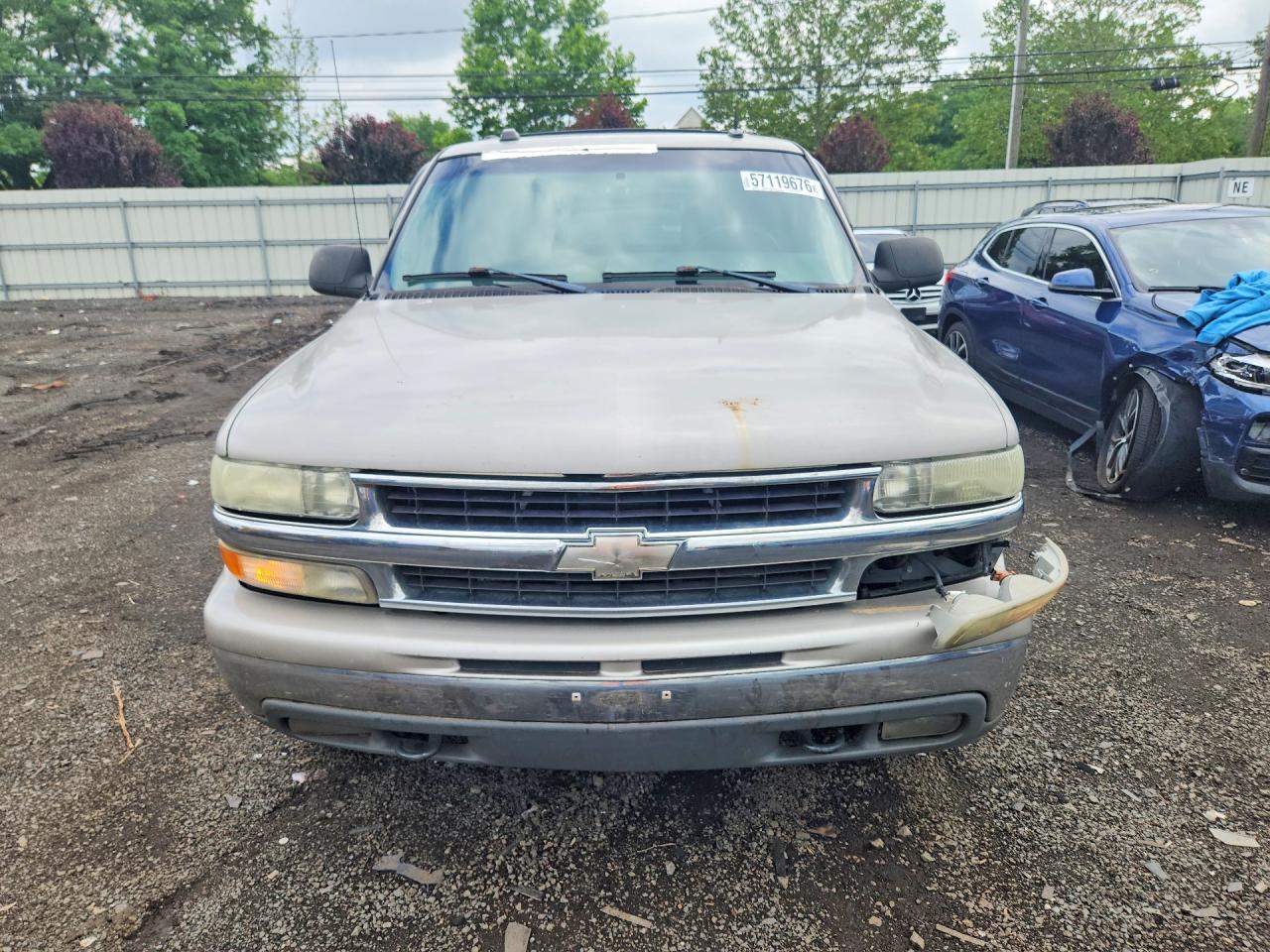 2004 Chevrolet Tahoe K1500 Tan vin: 1GNEK13T34J181517