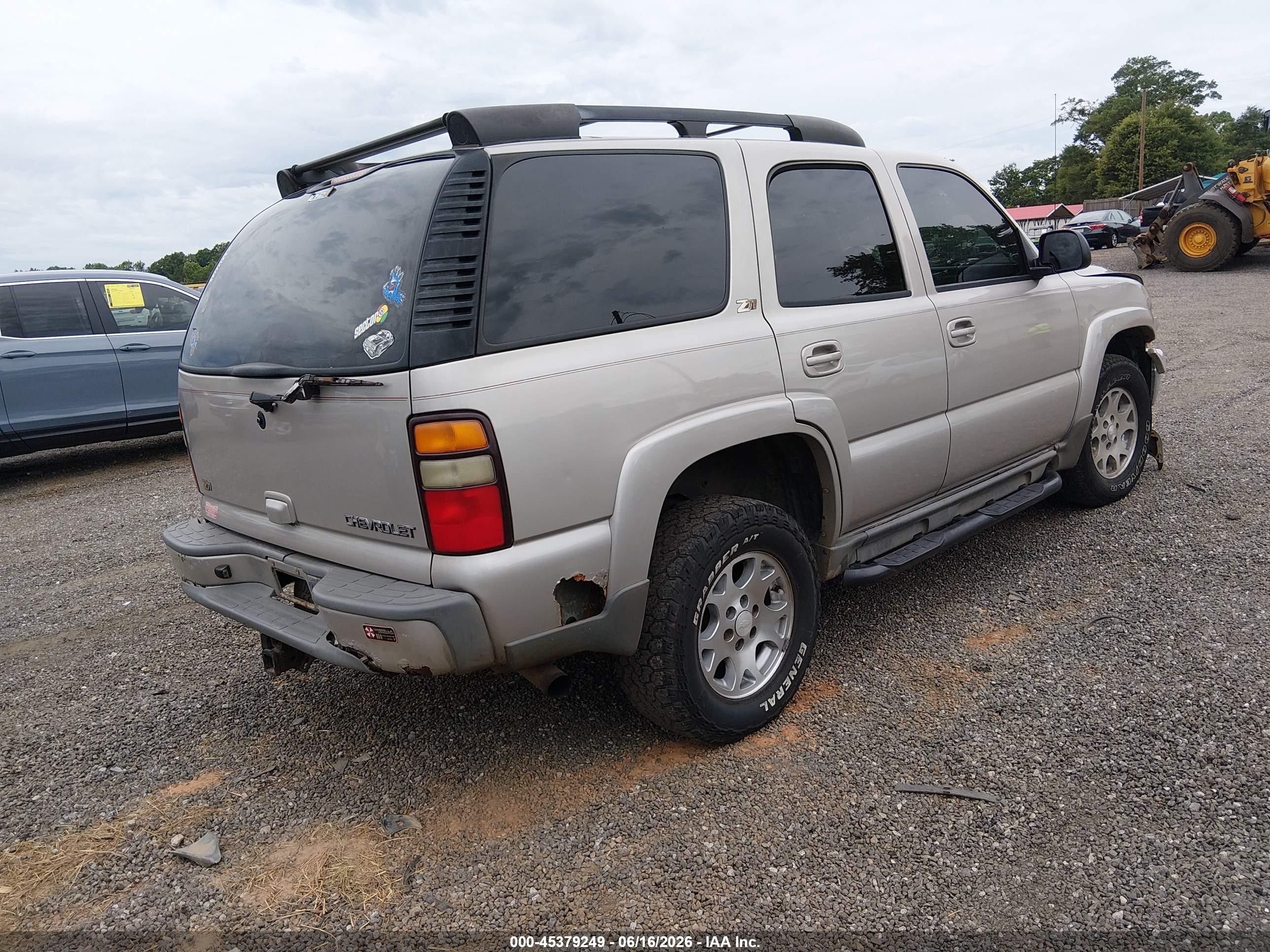 2004 Chevrolet Tahoe Z71 Champagne vin: 1GNEK13T34R154867