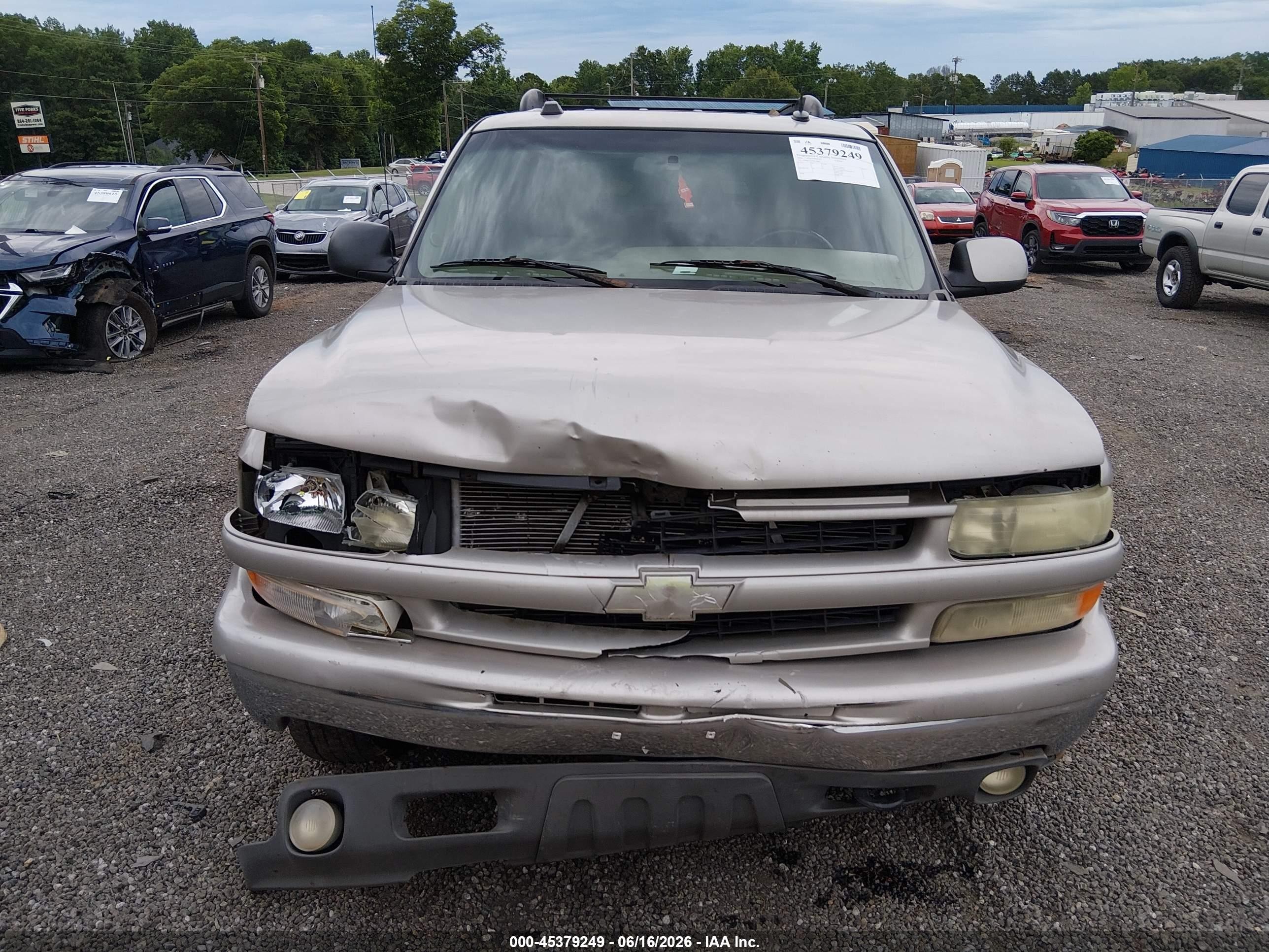 2004 Chevrolet Tahoe Z71 Champagne vin: 1GNEK13T34R154867