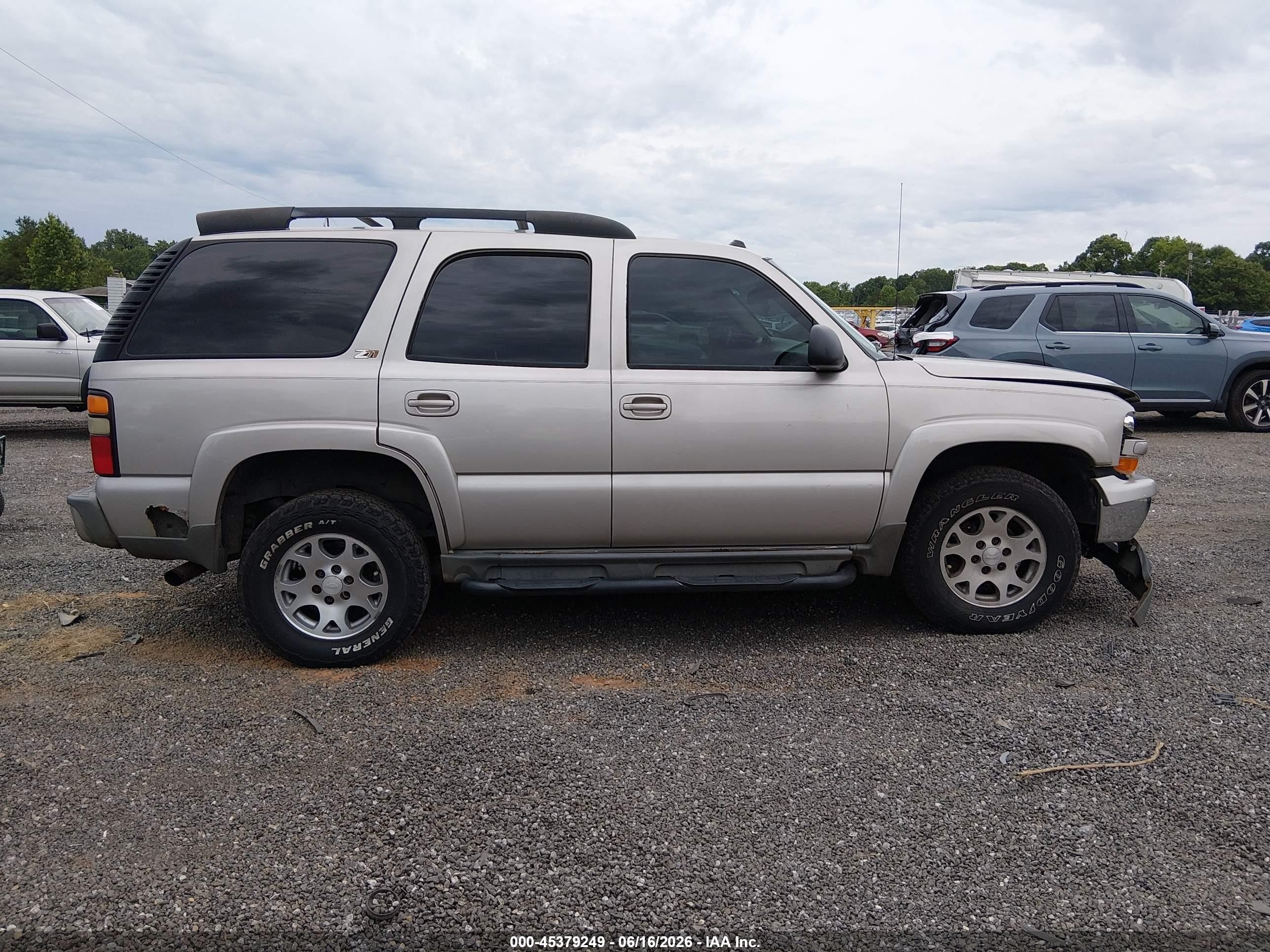 2004 Chevrolet Tahoe Z71 Champagne vin: 1GNEK13T34R154867
