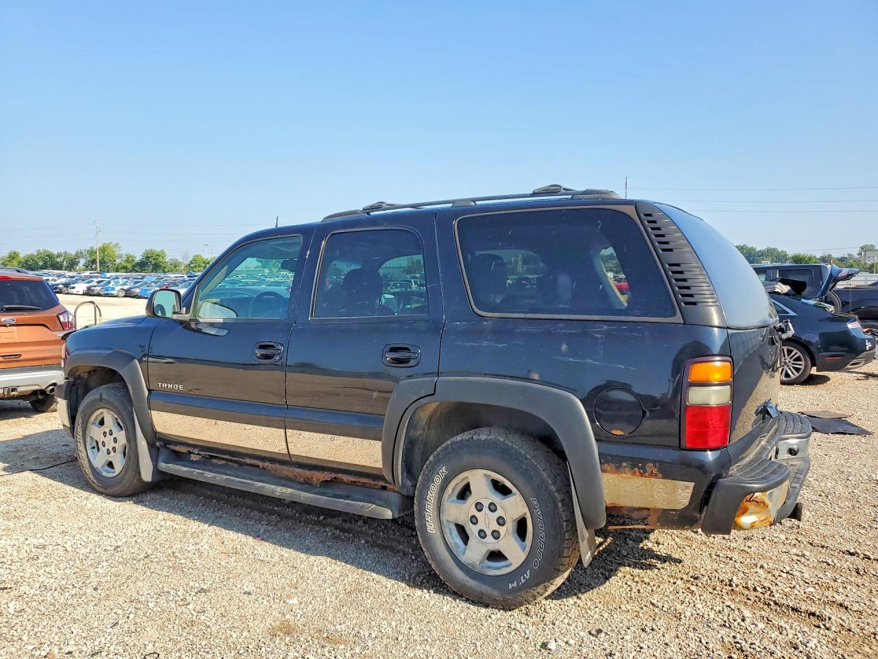 2005 Chevrolet Tahoe K1500 Black vin: 1GNEK13T35R159391