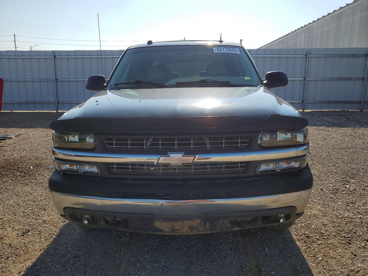 2005 Chevrolet Tahoe K1500 Black vin: 1GNEK13T35R159391