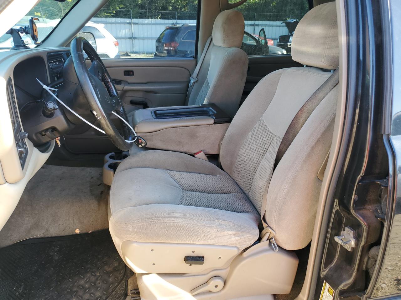 2006 Chevrolet Tahoe Black vin: 1GNEK13T36J101104