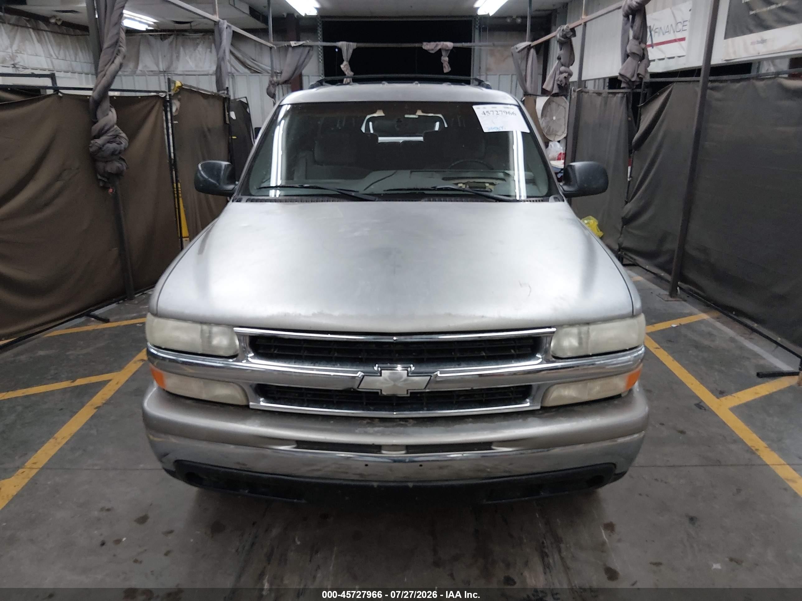 2000 Chevrolet Tahoe All New Ls Beige vin: 1GNEK13T3YJ159541