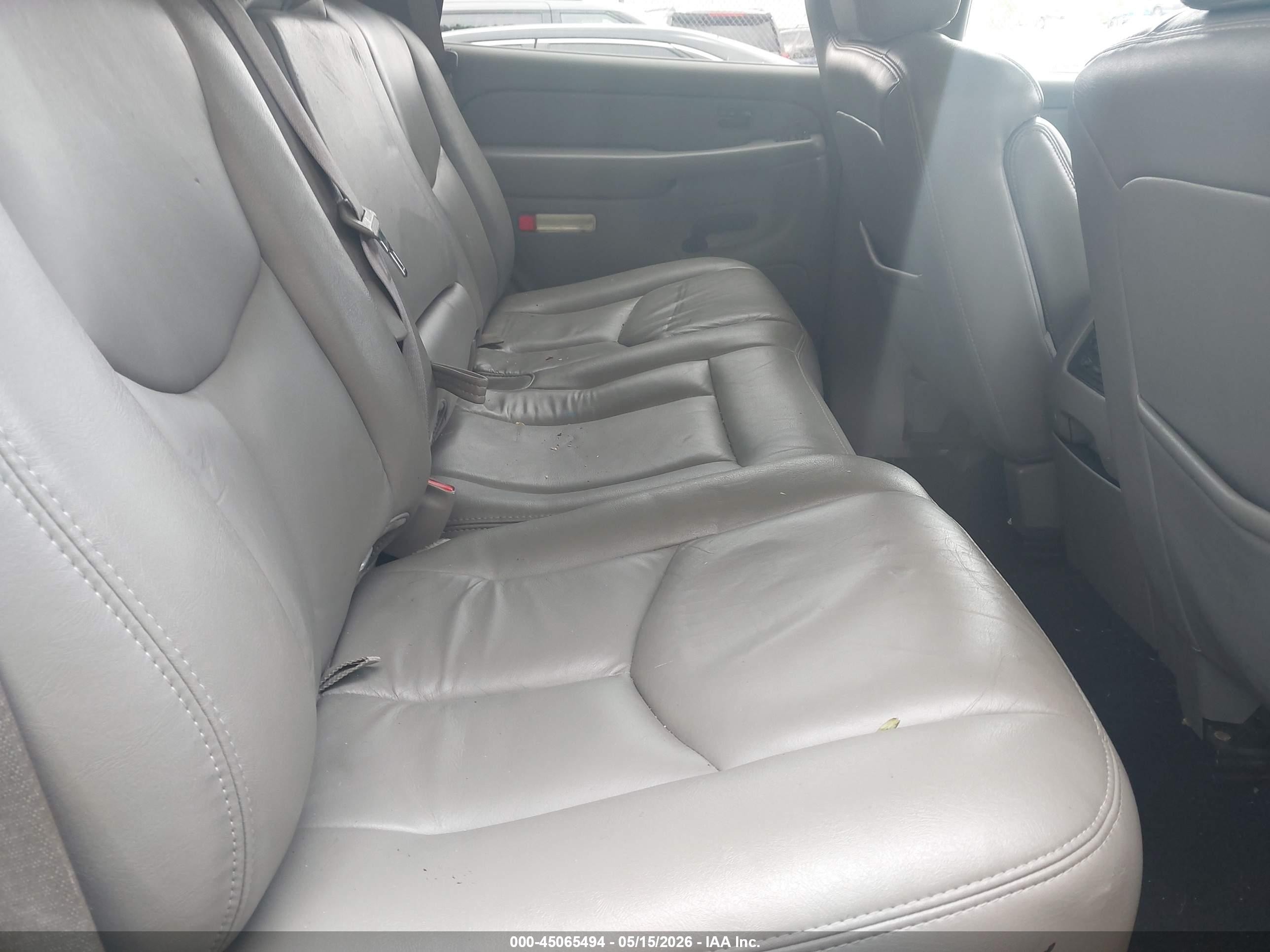 2004 Chevrolet Tahoe Lt Черный vin: 1GNEK13T44J325303
