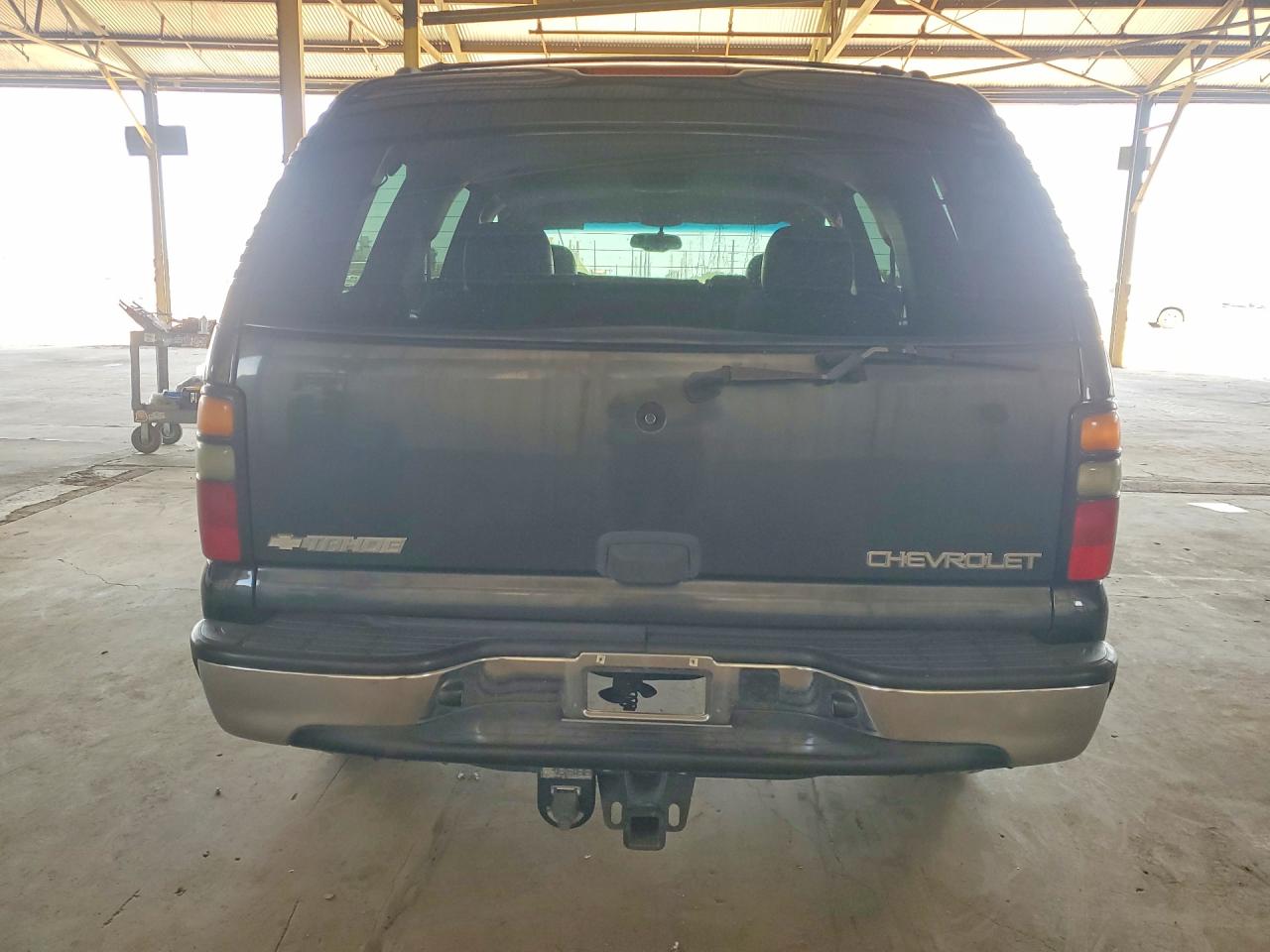 2004 Chevrolet Tahoe K1500 Black vin: 1GNEK13T44R294894