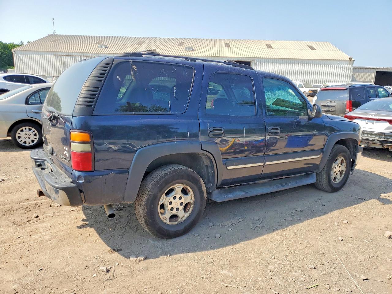 2005 Chevrolet Tahoe K1500 Blue vin: 1GNEK13T45J201064