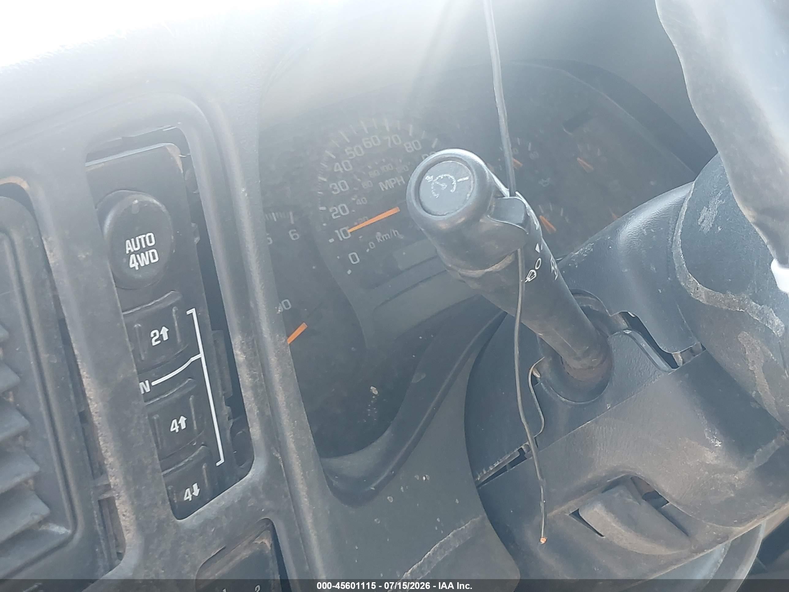 2005 Chevrolet Tahoe Z71 Black vin: 1GNEK13T45R127419