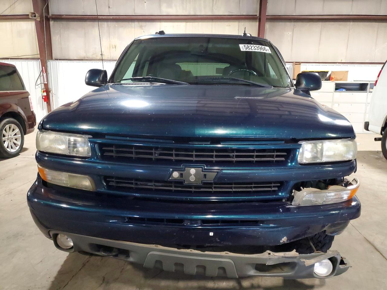 2005 Chevrolet Tahoe K1500 Blue vin: 1GNEK13T45R153986