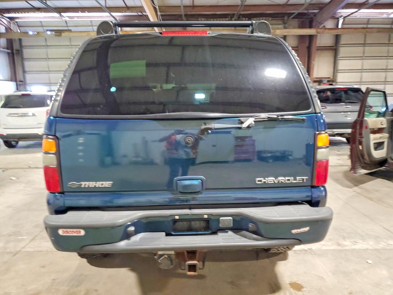 2005 Chevrolet Tahoe K1500 Blue vin: 1GNEK13T45R153986