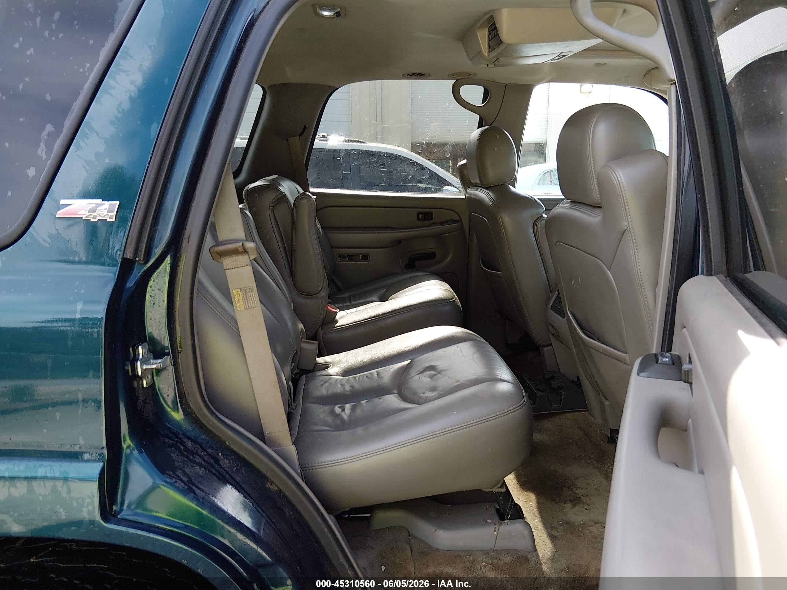 2005 Chevrolet Tahoe Z71 Синий vin: 1GNEK13T45R179990