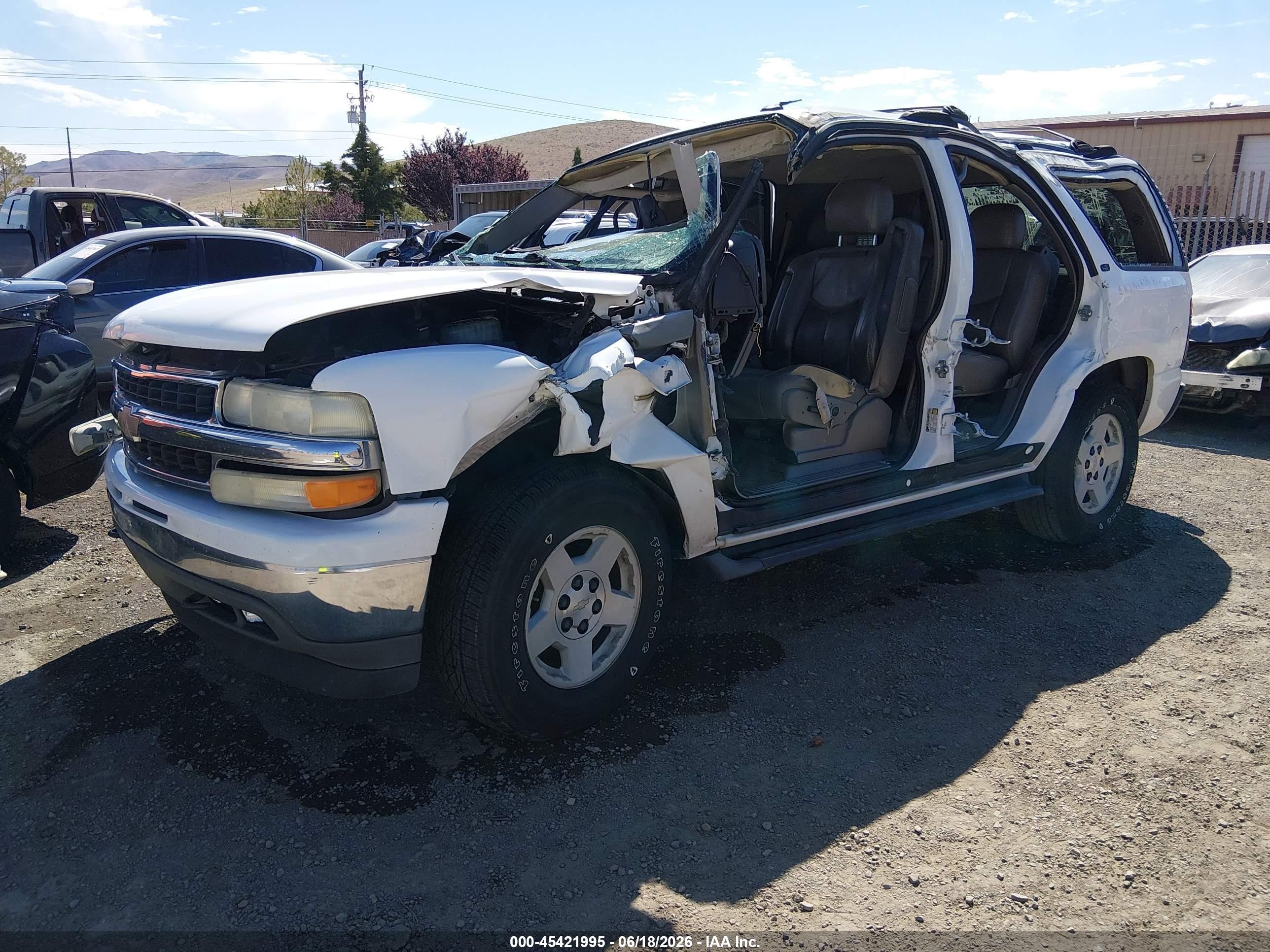 2005 Chevrolet Tahoe Lt White vin: 1GNEK13T45R209442