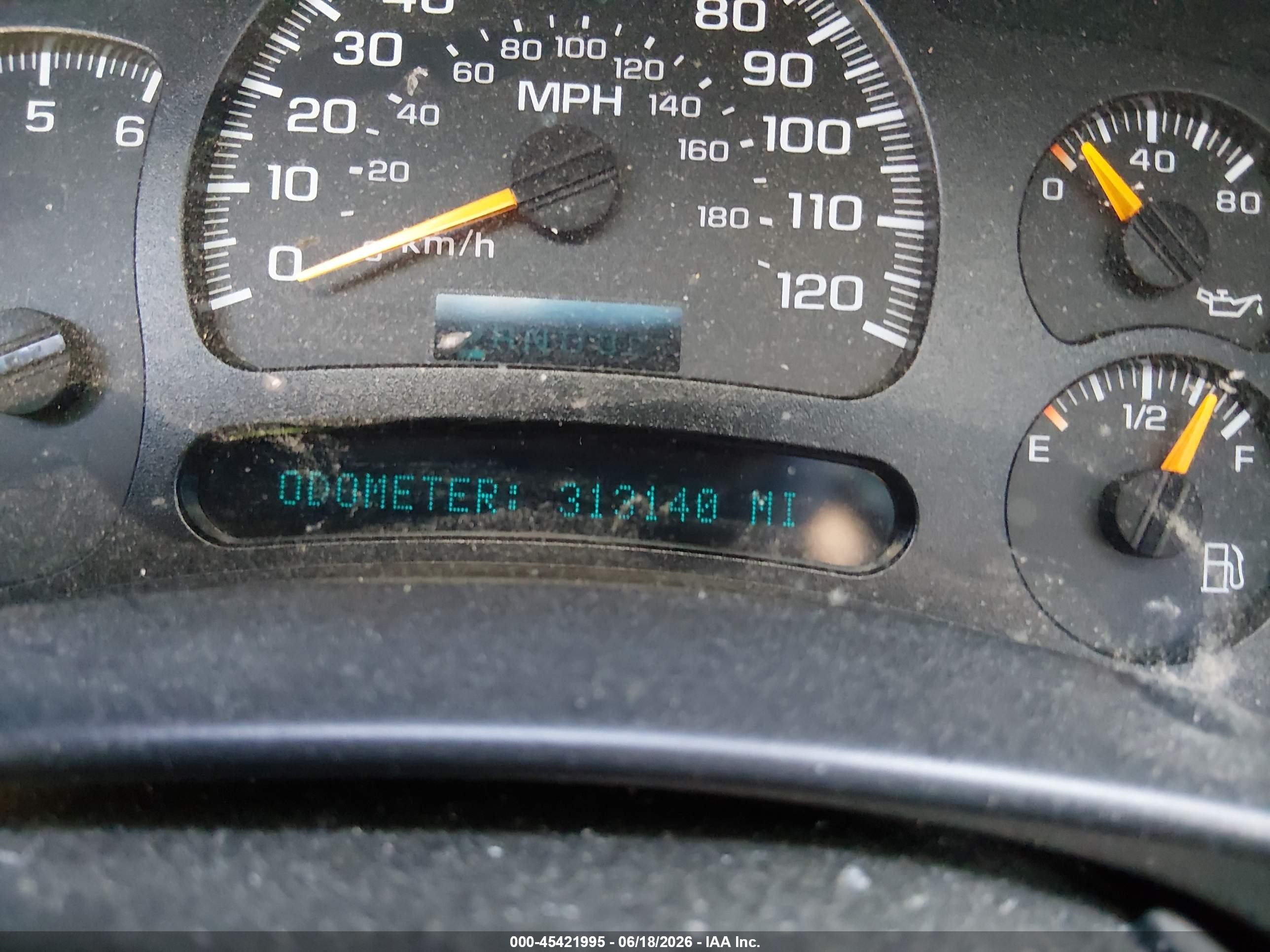 2005 Chevrolet Tahoe Lt White vin: 1GNEK13T45R209442