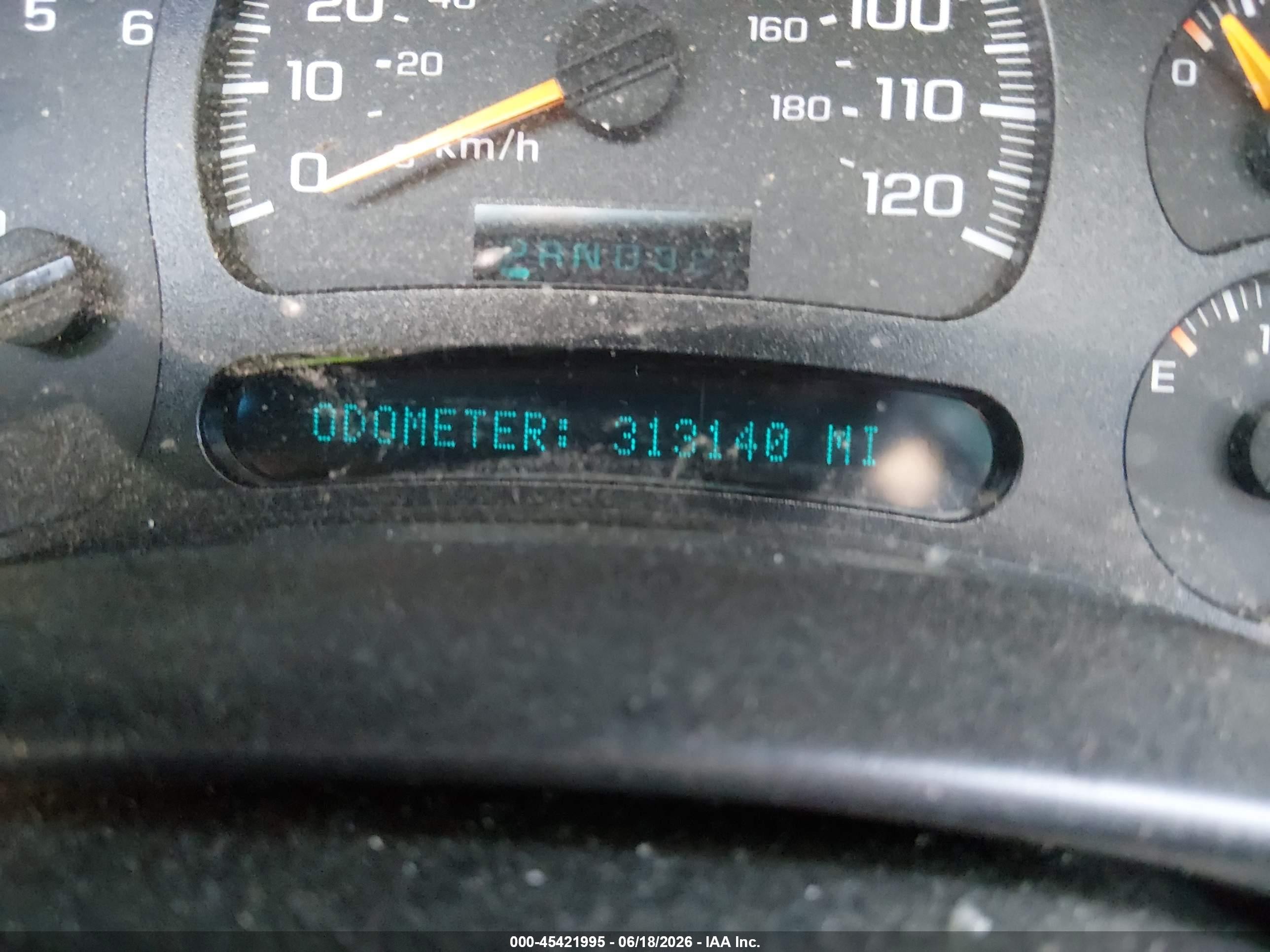 2005 Chevrolet Tahoe Lt White vin: 1GNEK13T45R209442