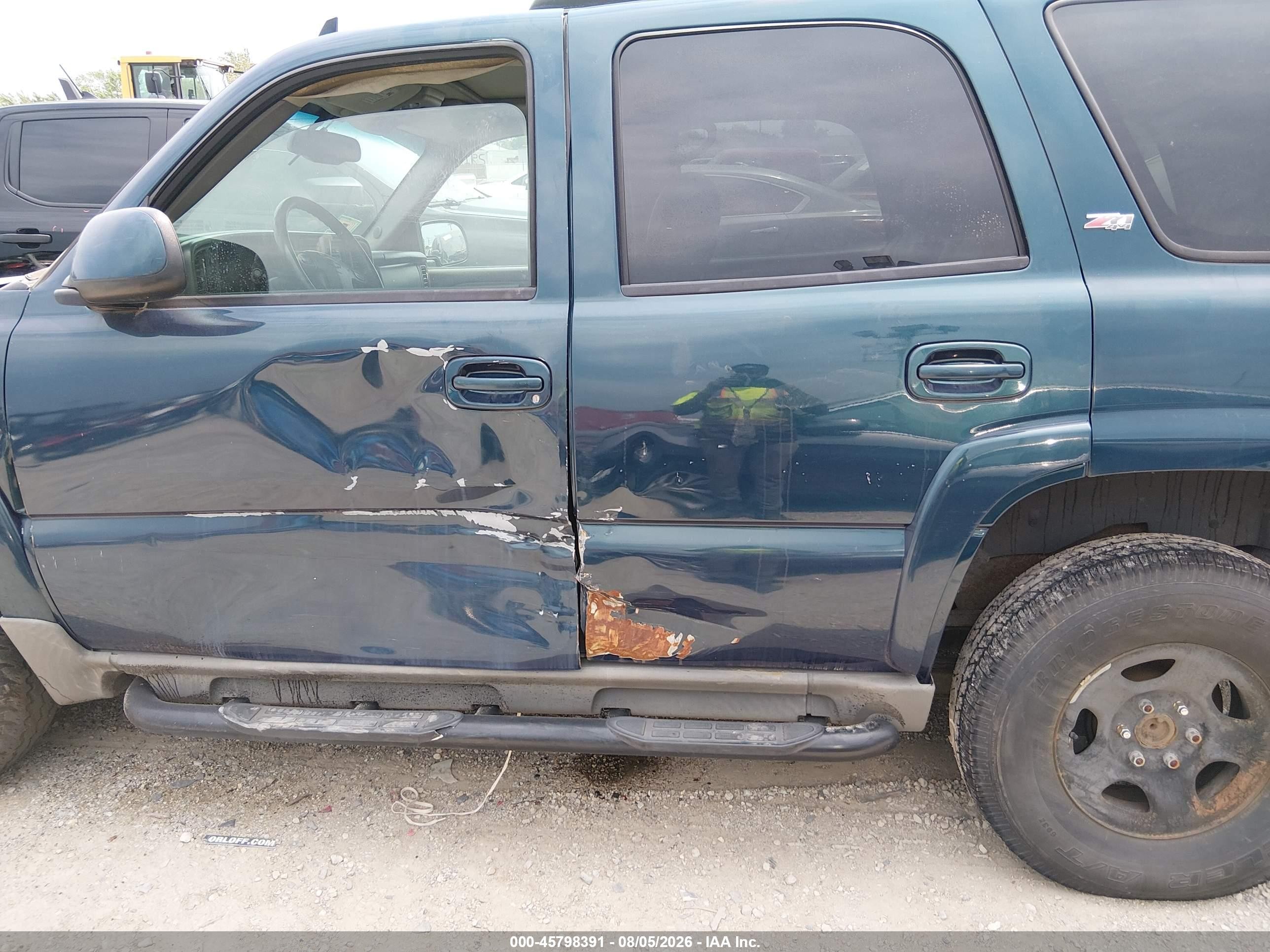 2006 Chevrolet Tahoe Z71 Blue vin: 1GNEK13T46R162608