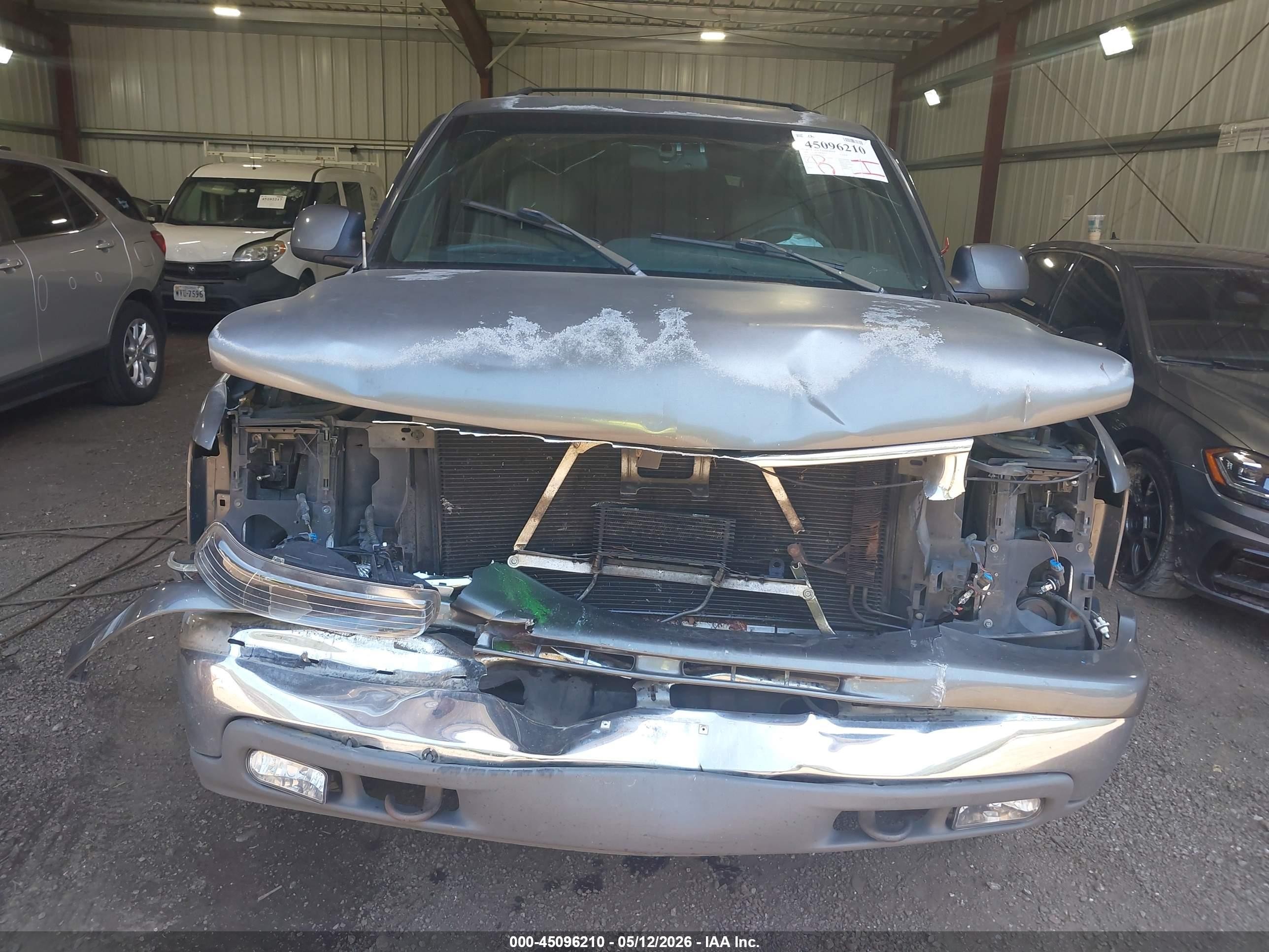 2000 Chevrolet Tahoe All New Lt Серый vin: 1GNEK13T4YJ127052