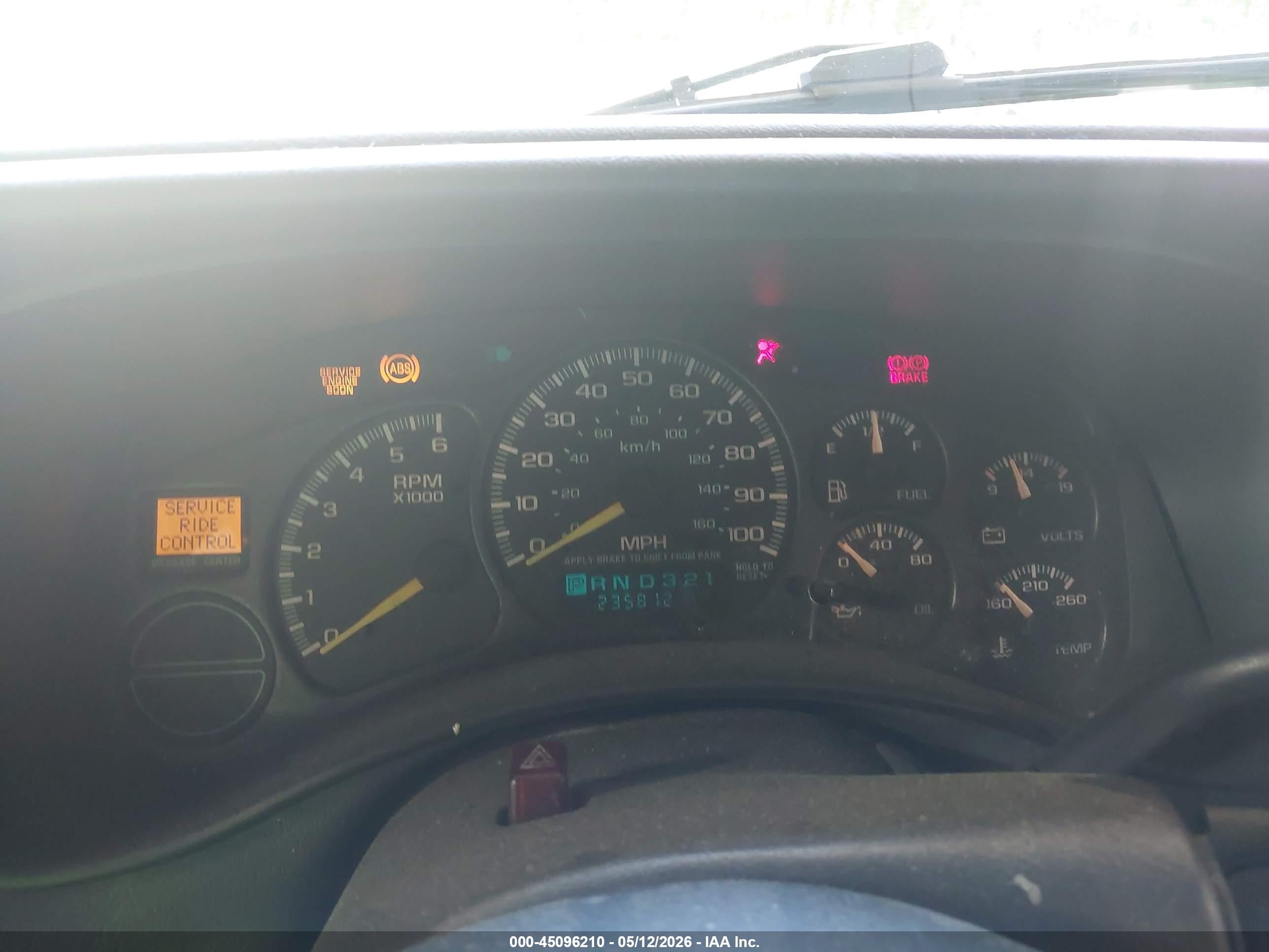 2000 Chevrolet Tahoe All New Lt Серый vin: 1GNEK13T4YJ127052