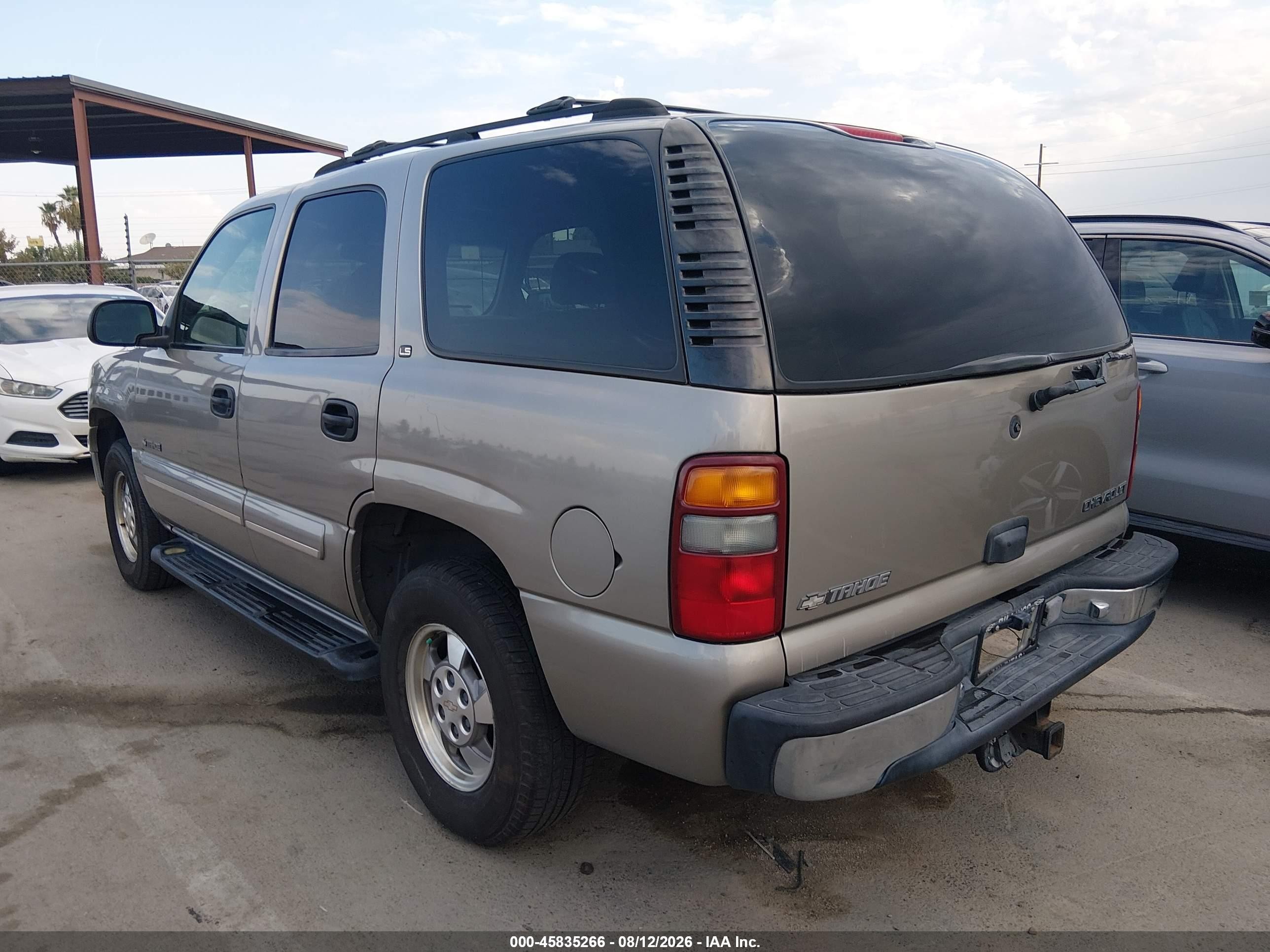 2000 Chevrolet Tahoe All New Ls Gold vin: 1GNEK13T4YJ187963