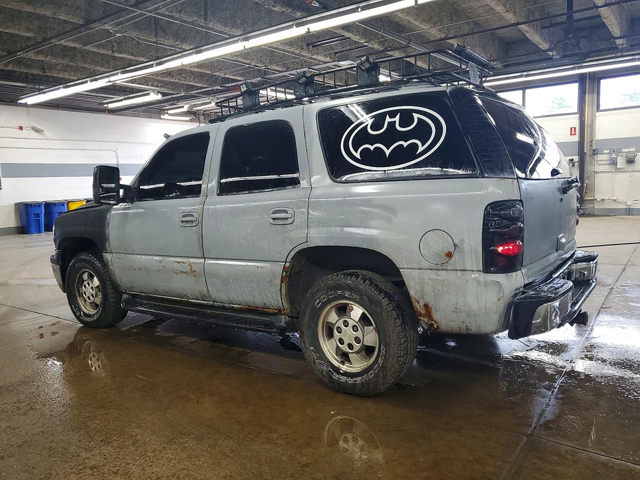 2001 Chevrolet Tahoe K1500 Серый vin: 1GNEK13T51J261218