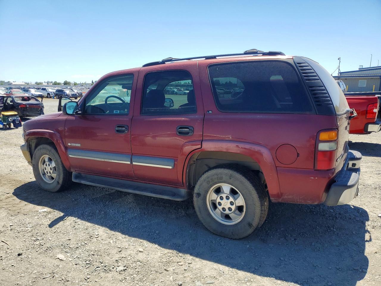 2002 Chevrolet Tahoe K1500 Burgundy vin: 1GNEK13T52J266131