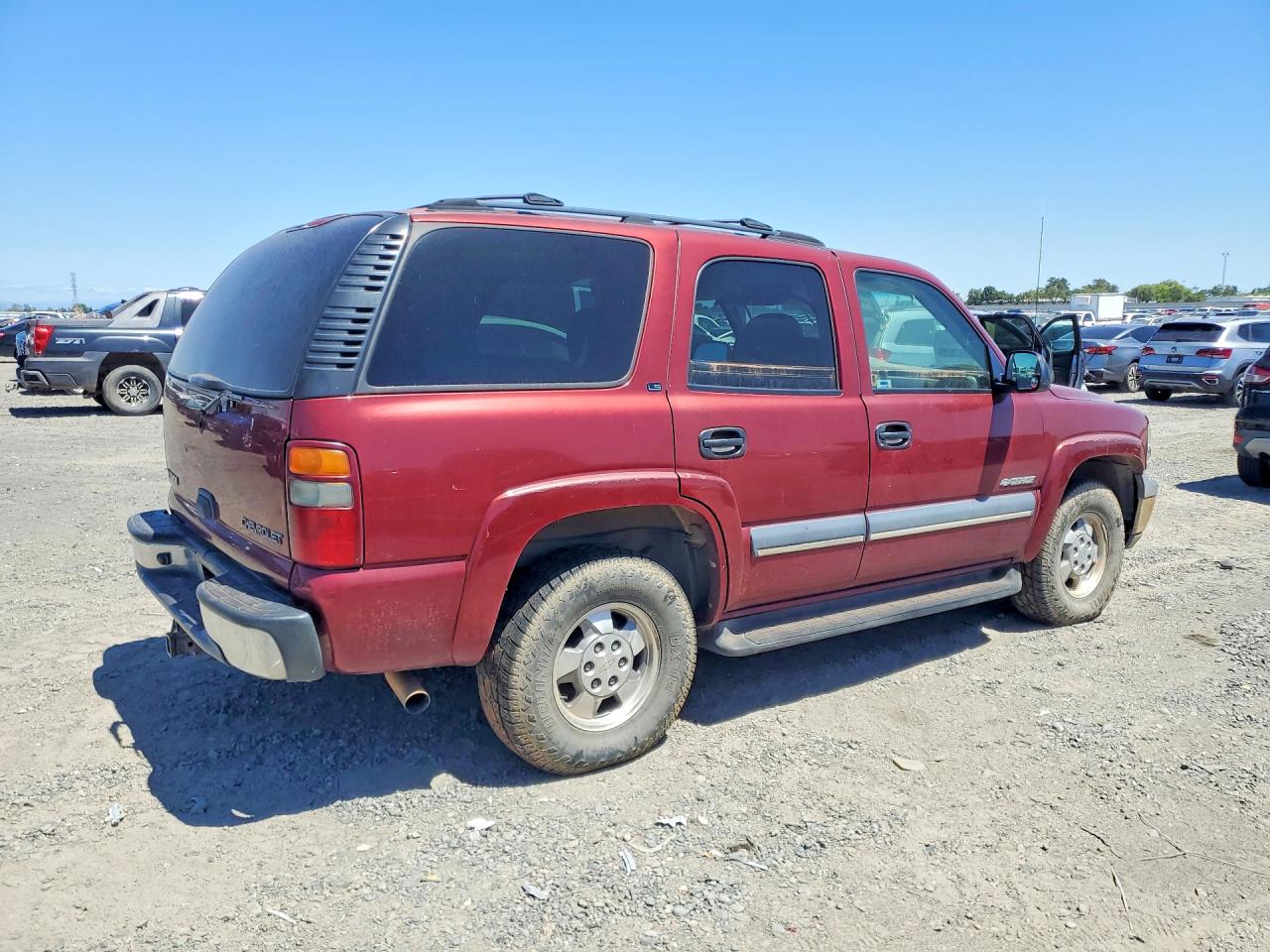 2002 Chevrolet Tahoe K1500 Burgundy vin: 1GNEK13T52J266131