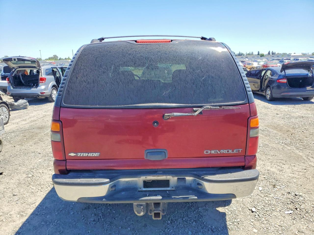 2002 Chevrolet Tahoe K1500 Burgundy vin: 1GNEK13T52J266131