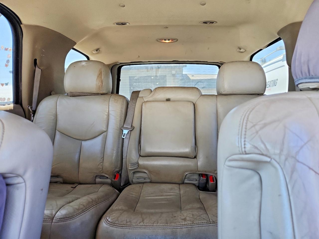 2003 Chevrolet Tahoe K1500 Tan vin: 1GNEK13T53R134862