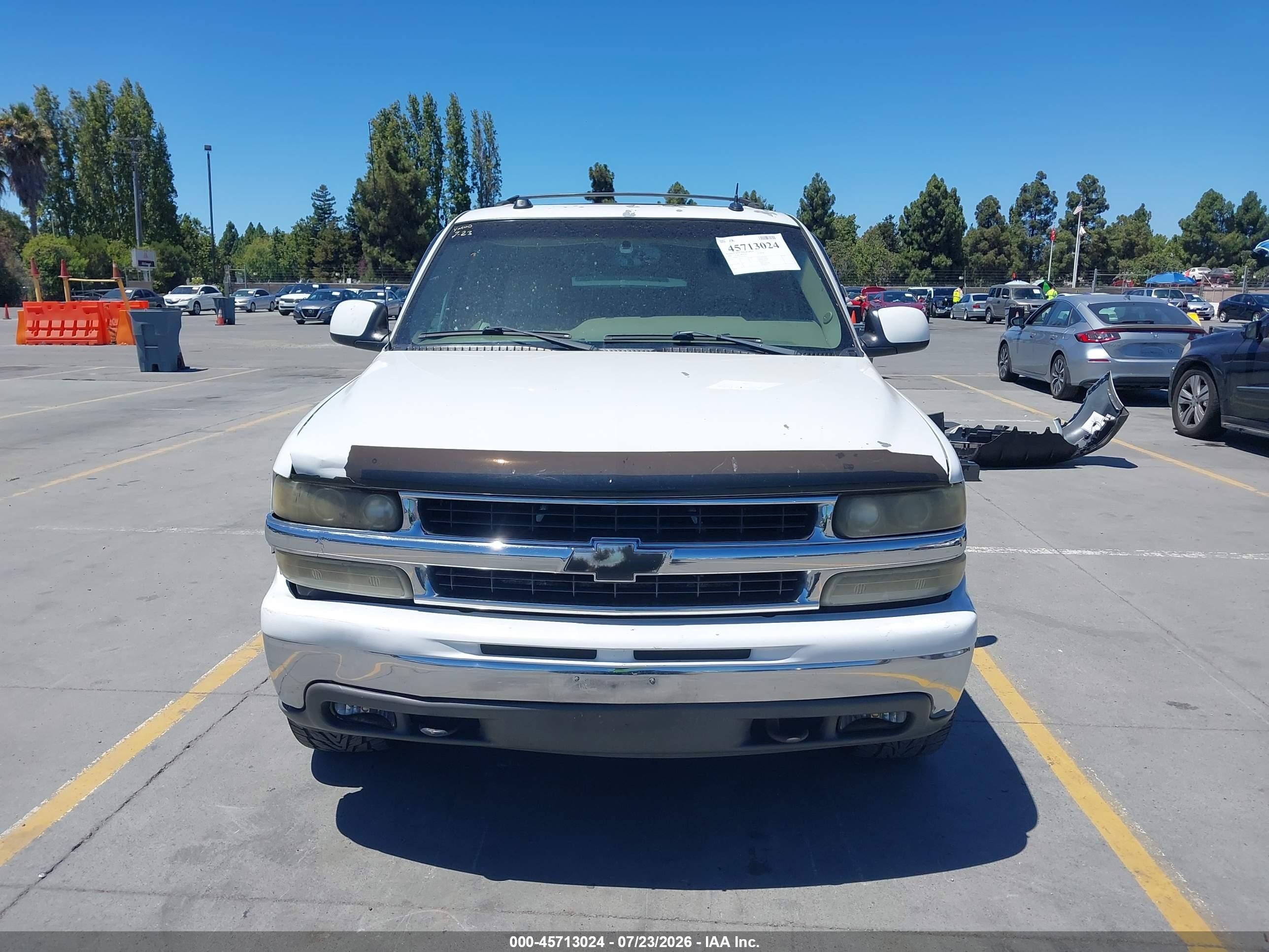 2004 Chevrolet Tahoe Lt White vin: 1GNEK13T54J233701