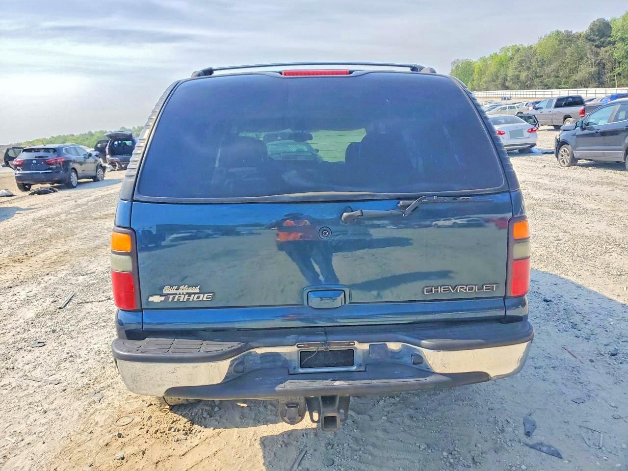 2005 Chevrolet Tahoe K1500 Blue vin: 1GNEK13T55J130084